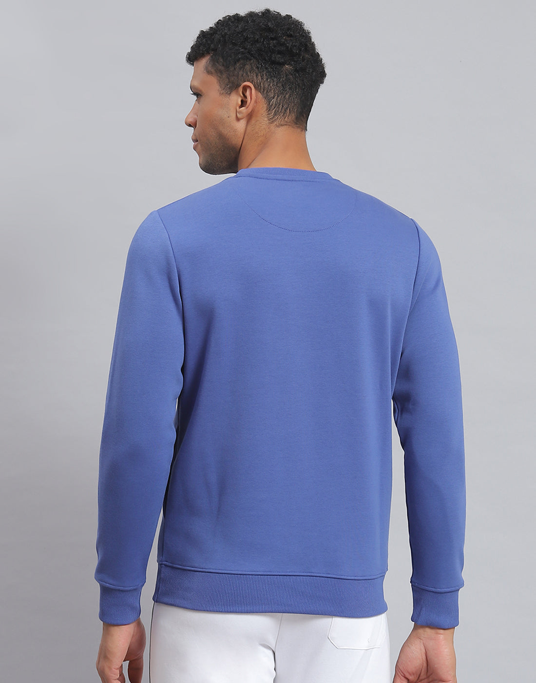 Rock.it Men Blue Solid Round Neck Full Sleeve Sweatshirt