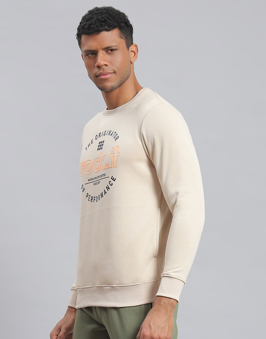 Rock.it Men Beige Solid Round Neck Full Sleeve Sweatshirt
