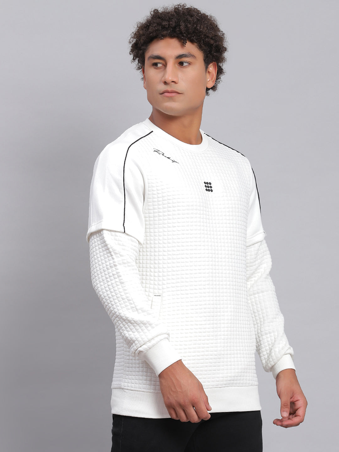Rock.it Men White Self Design Round Neck Full Sleeve Sweatshirt