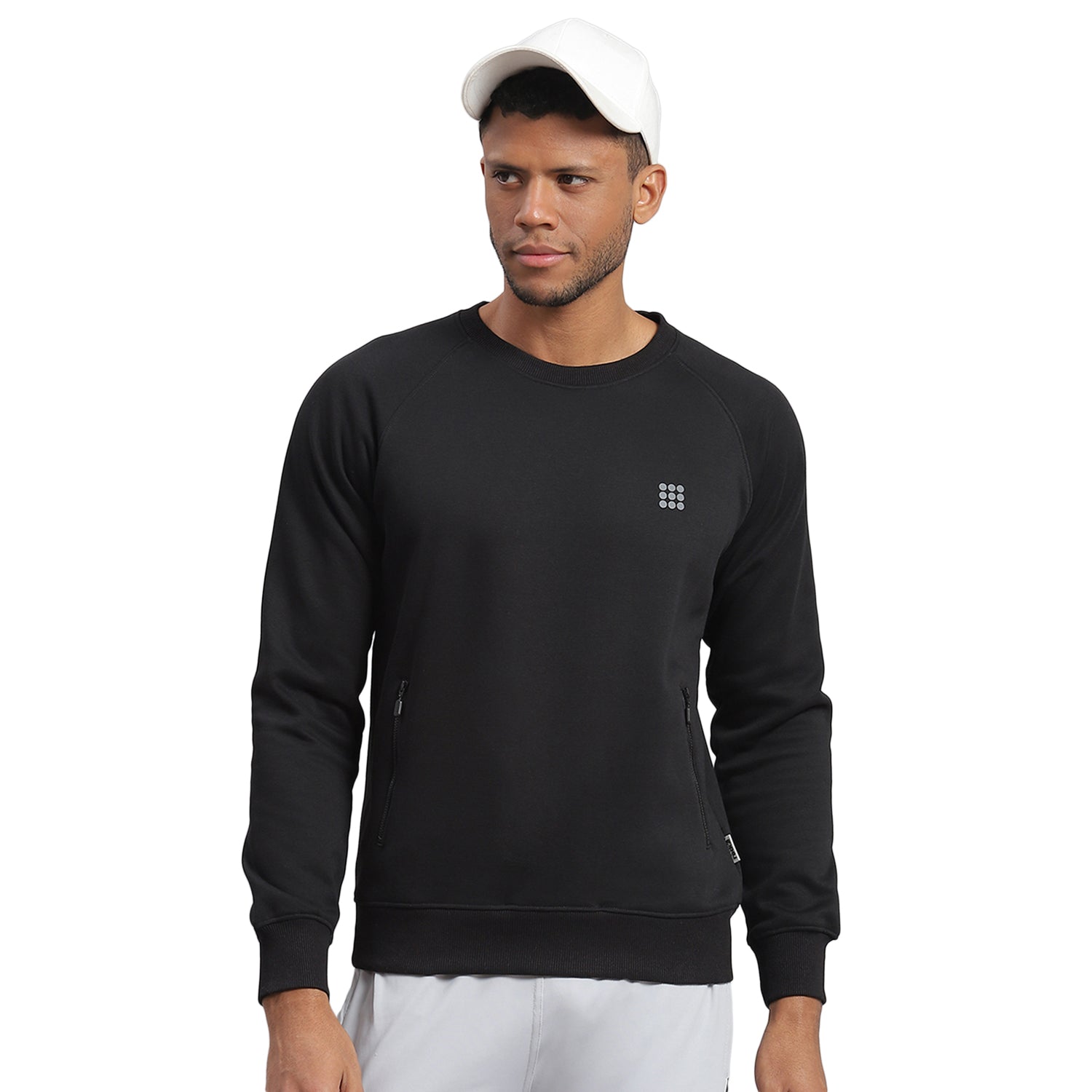 Men Black Solid Round Neck Full Sleeve Sweatshirt