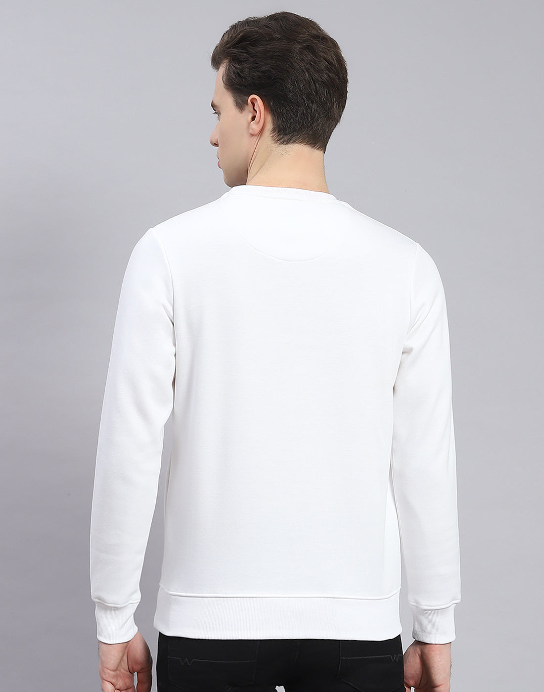 Rock.it Men White Solid Round Neck Full Sleeve Sweatshirt