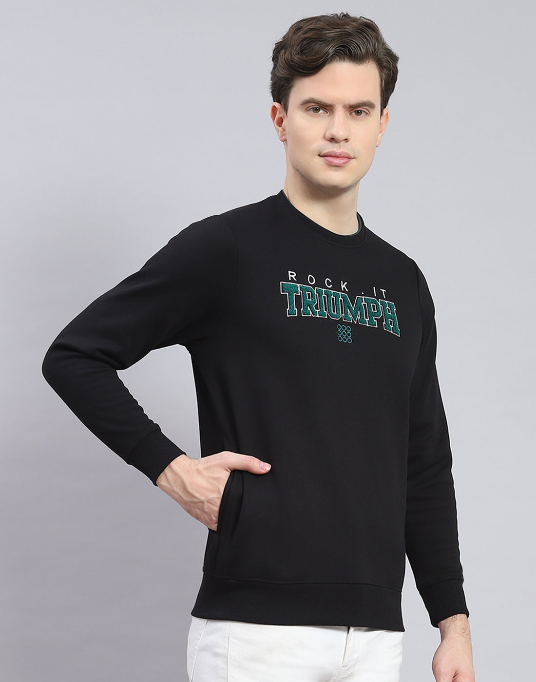 Rock.it Men Black Solid Round Neck Full Sleeve Sweatshirt