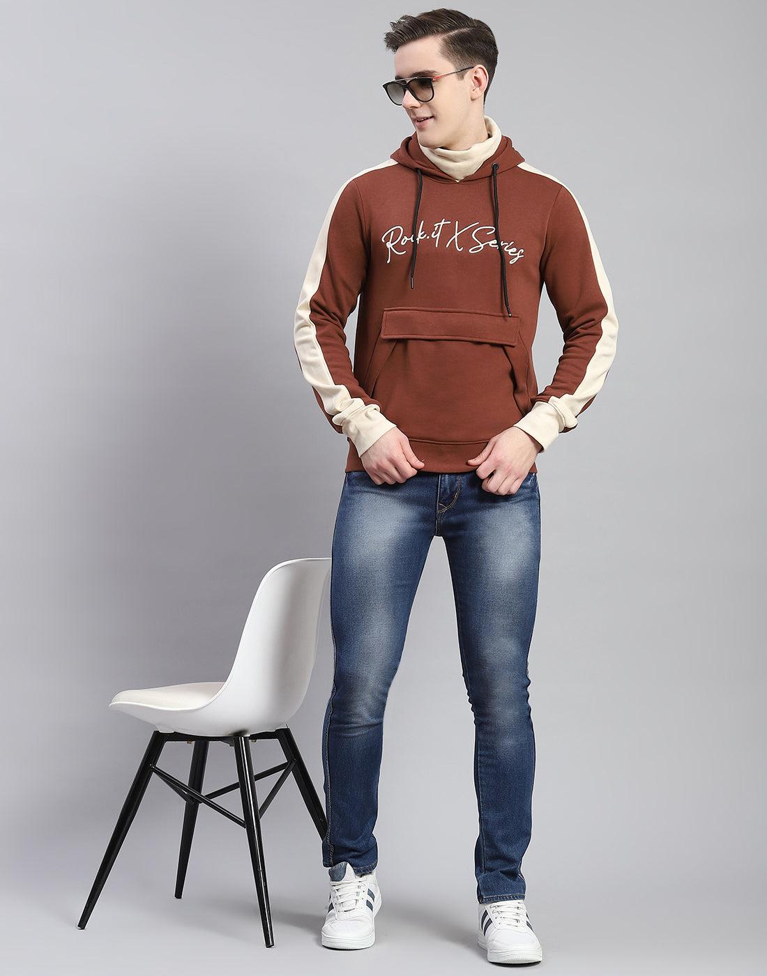 Rock.it Men Brown Solid Hooded Full Sleeve Sweatshirt