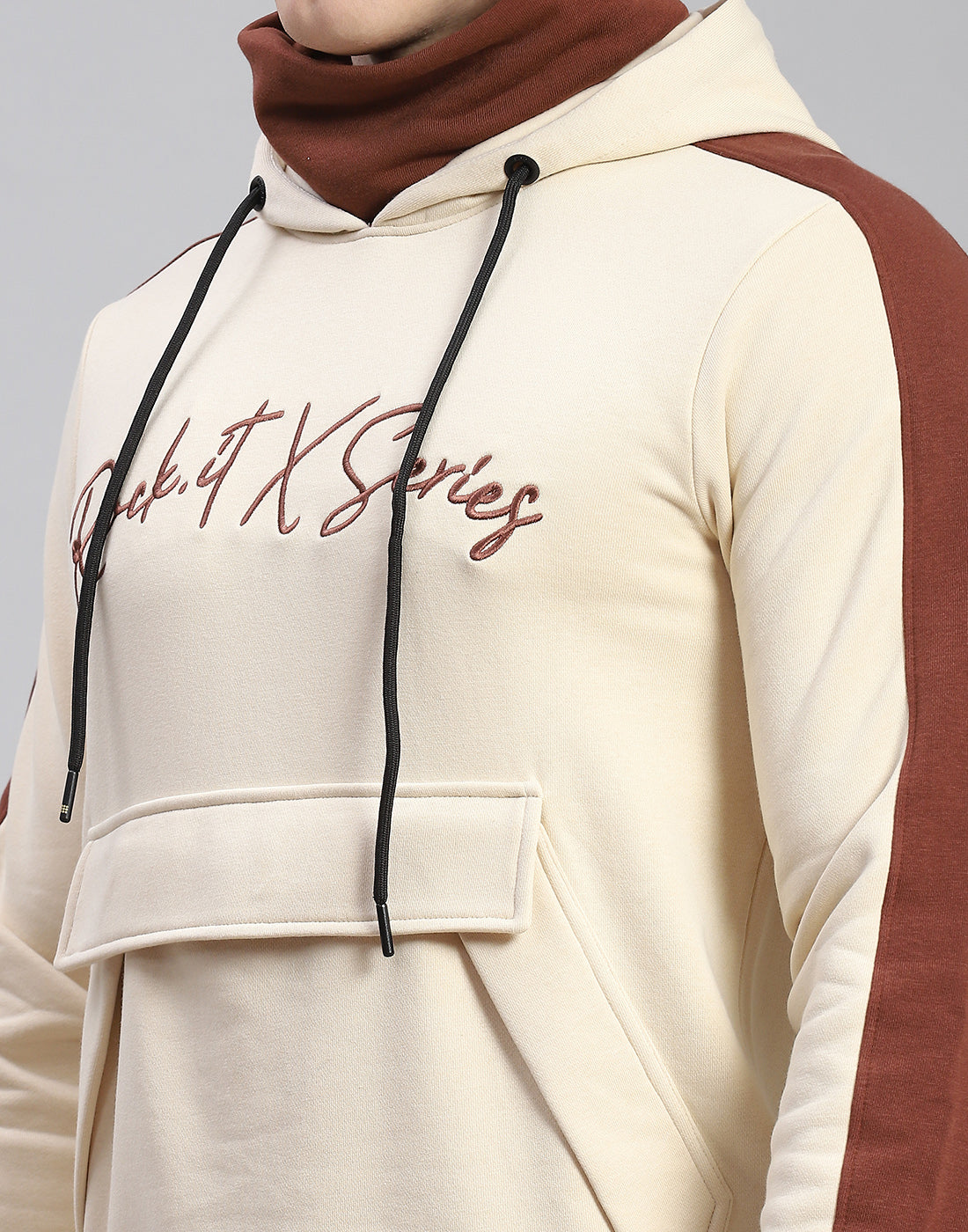 Rock.it Men Cream Solid Hooded Full Sleeve Sweatshirt