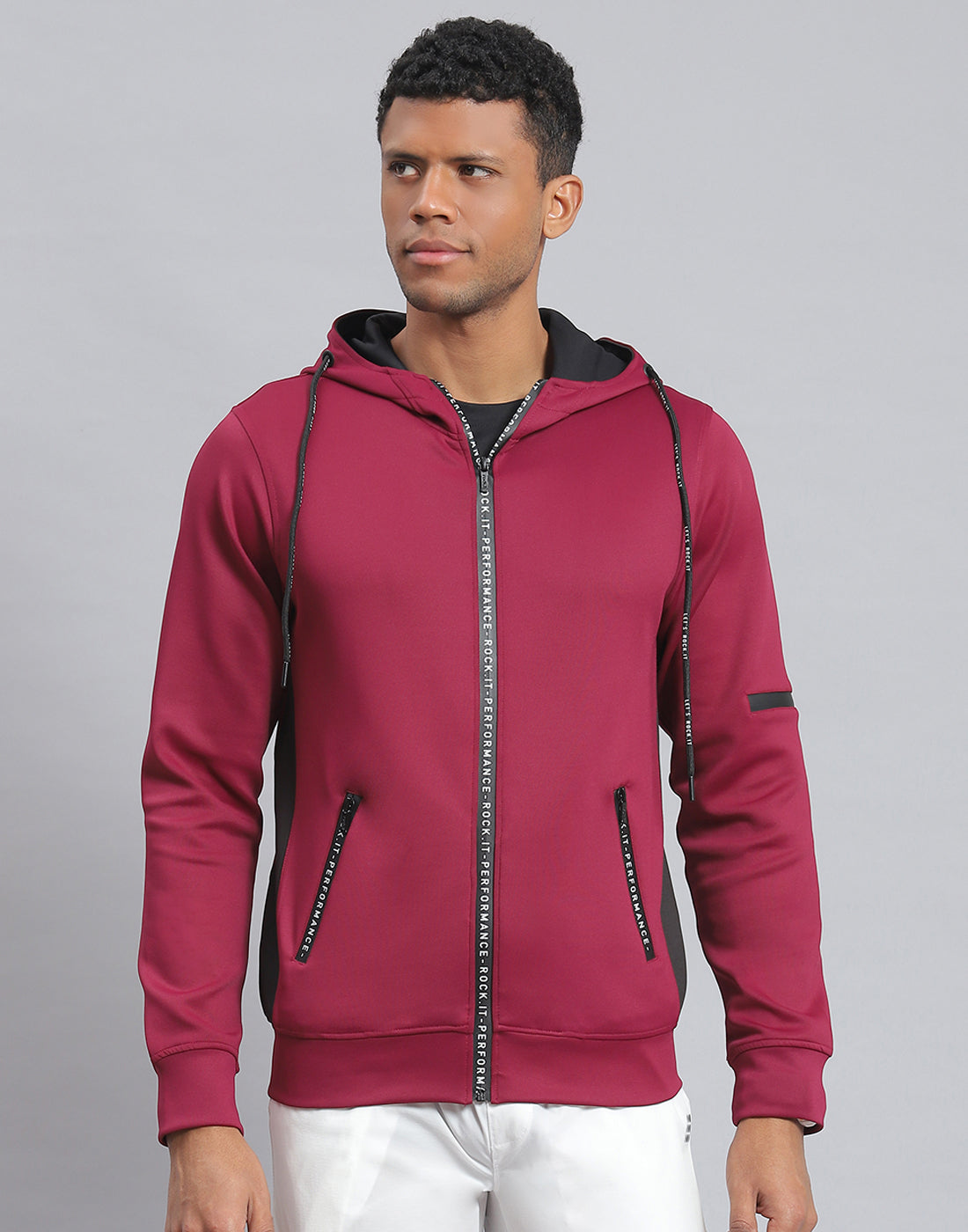 Rock.it Men Magenta Solid Hooded Full Sleeve Sweatshirt