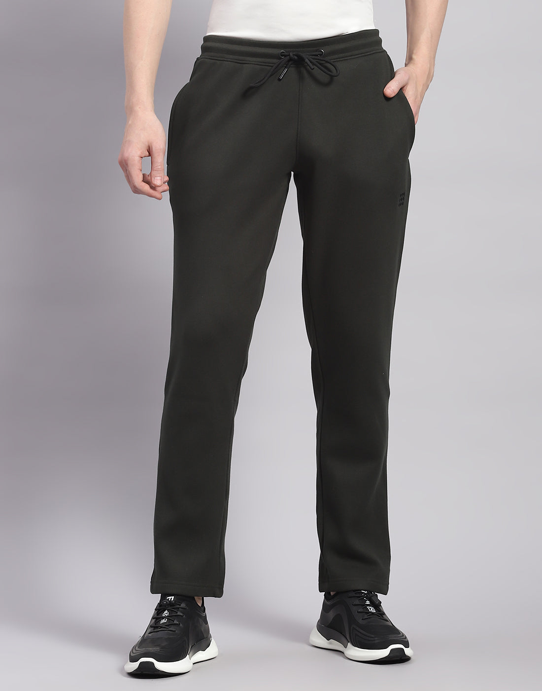 Rock.it Men Olive Solid Regular Fit Lower