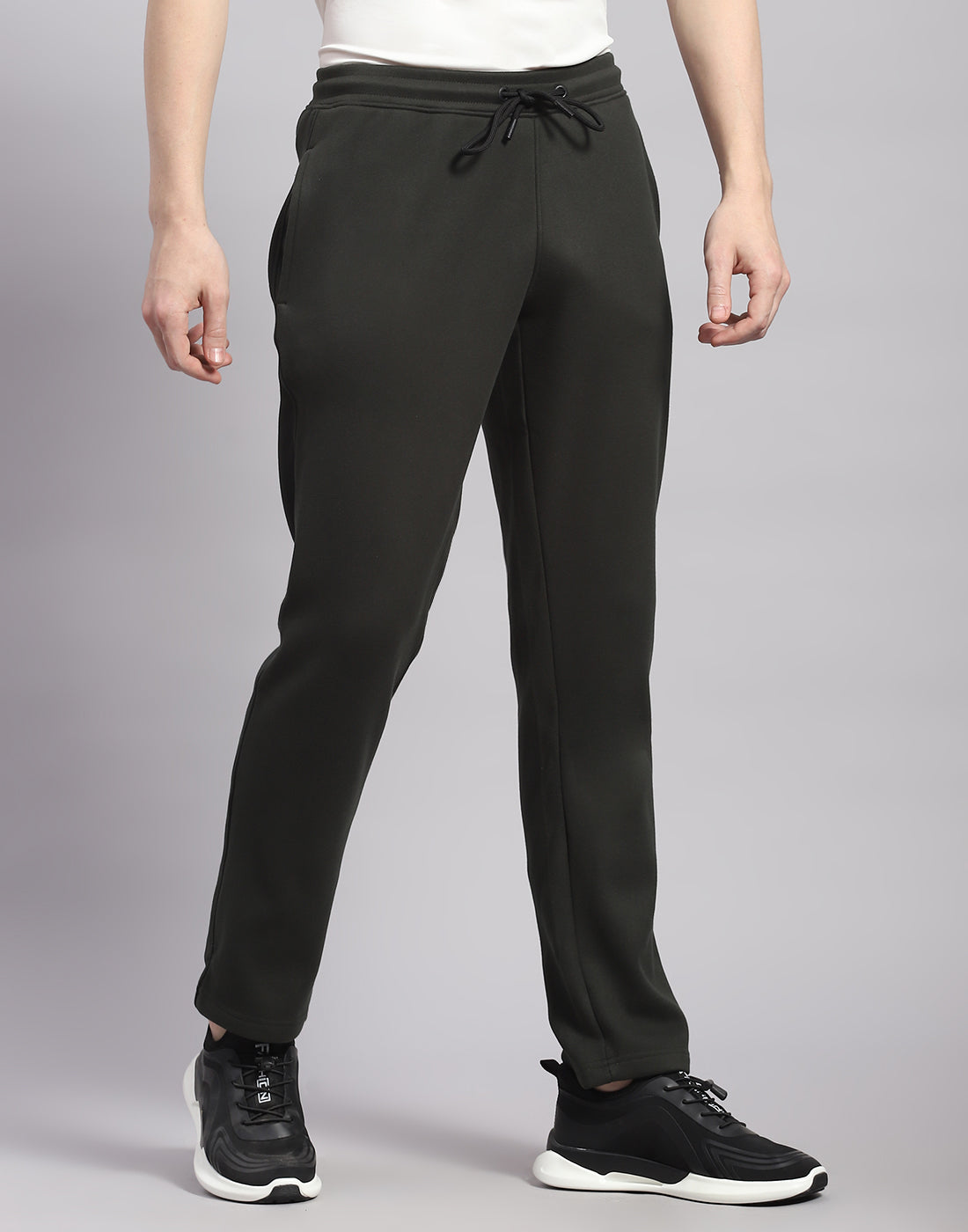 Rock.it Men Olive Solid Regular Fit Lower