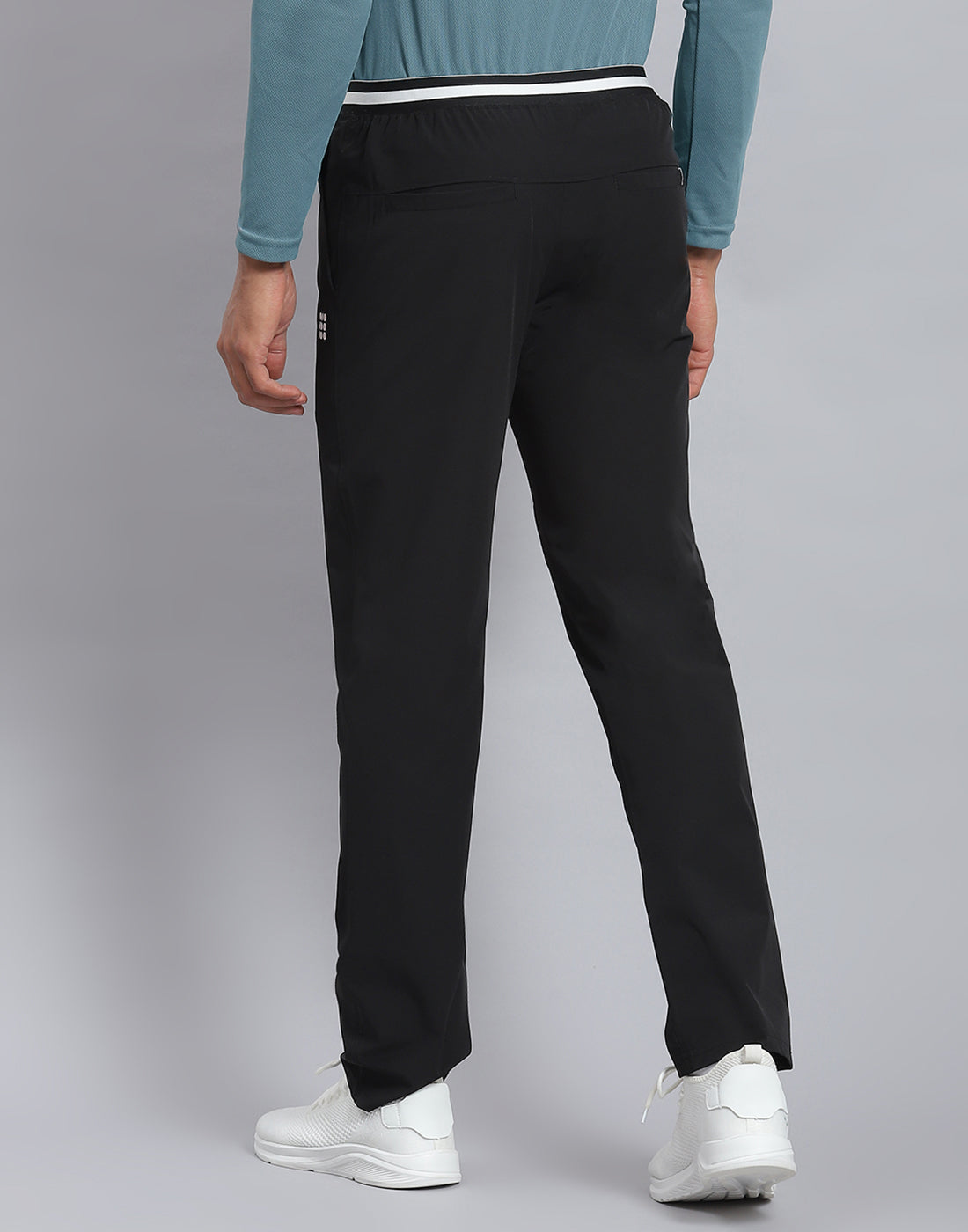 Rock.it Men Black Solid Regular Fit Winter Lower