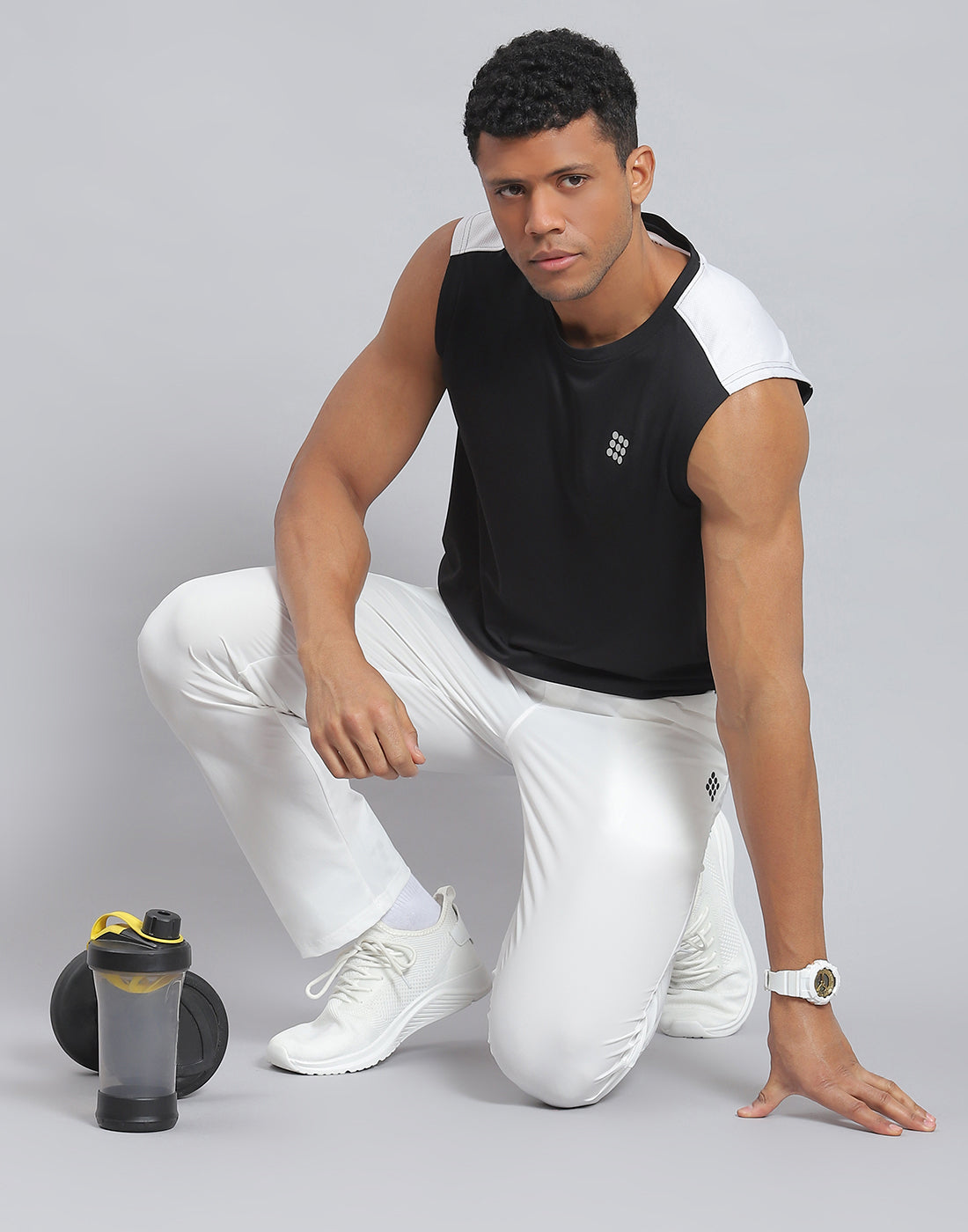 Rock.it Men White Solid Regular Fit Winter Lower