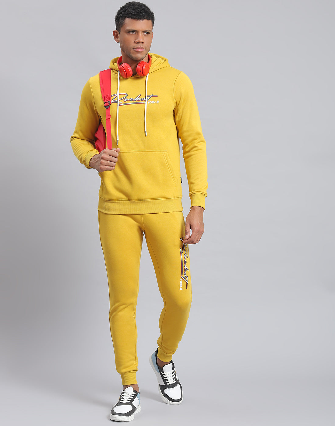 Men Yellow Solid Hooded Full Sleeve Tracksuit