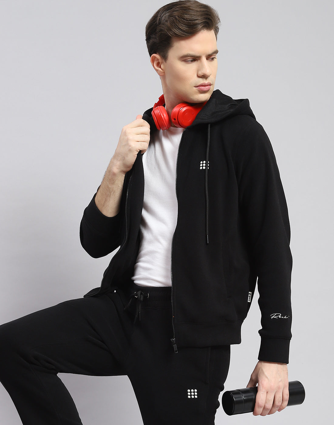 Rock.it Men Black Solid Hooded Full Sleeve Tracksuit
