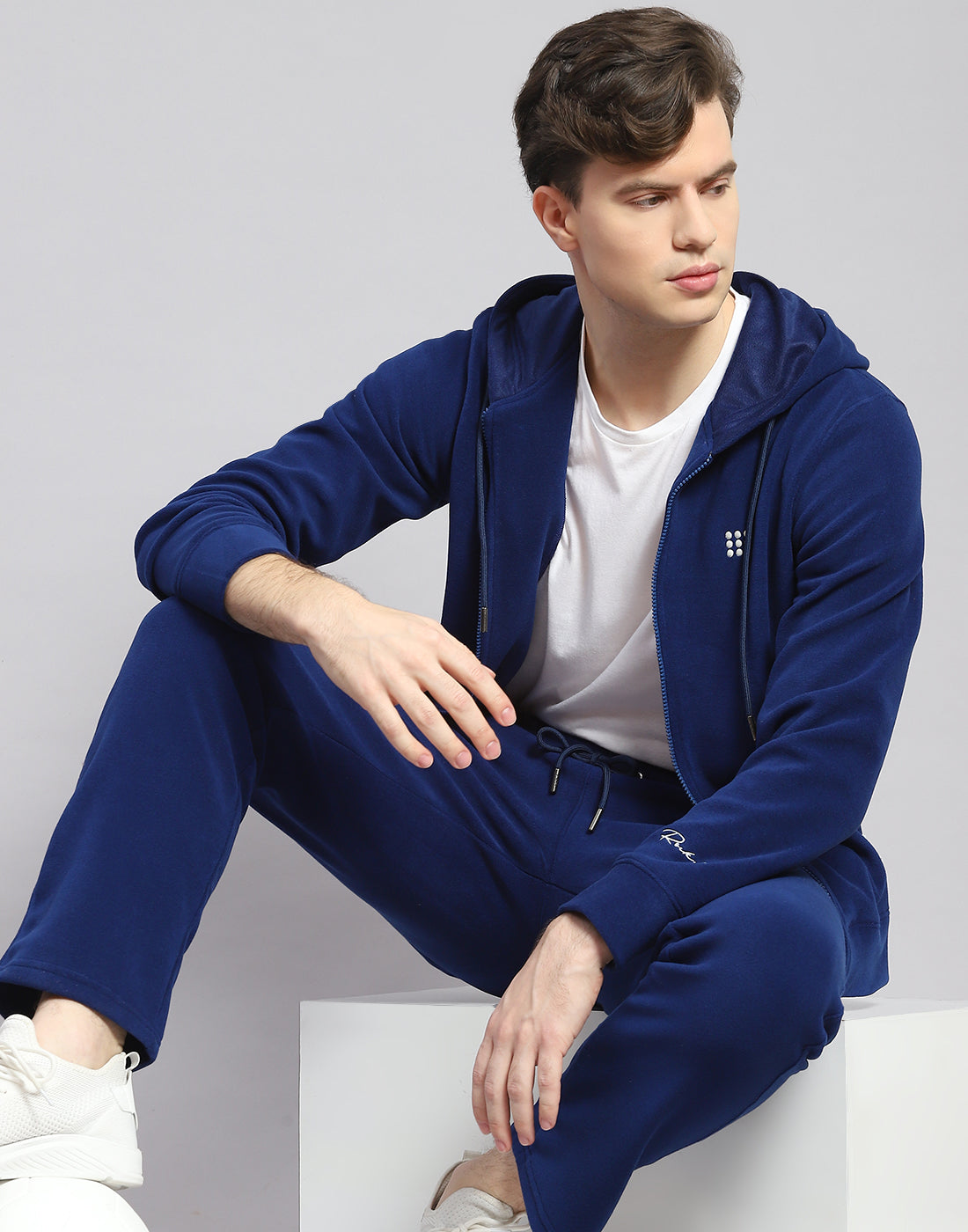 Rock.it Men Blue Solid Hooded Full Sleeve Tracksuit