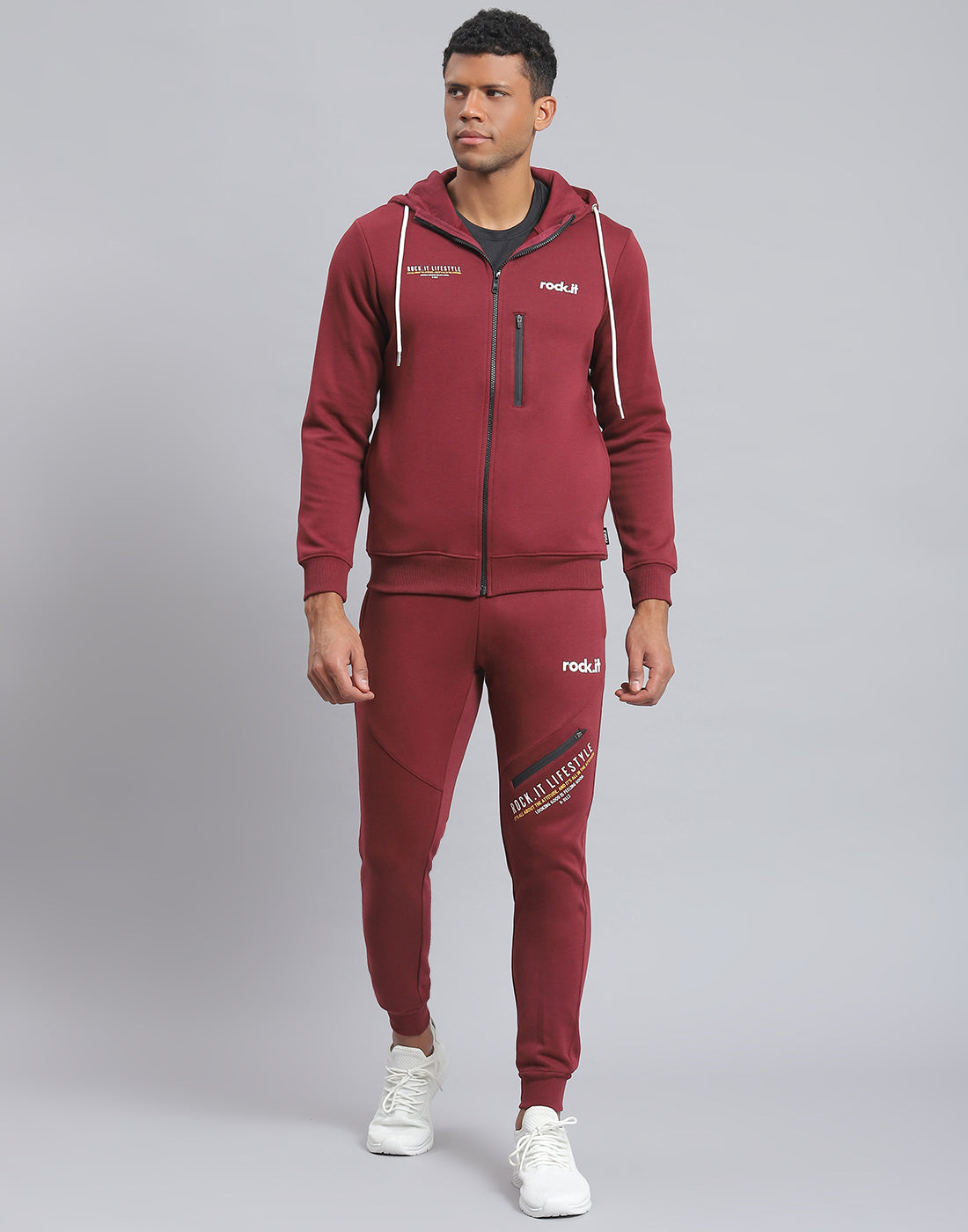 Rock.it Men Maroon Solid Hooded Full Sleeve Tracksuit