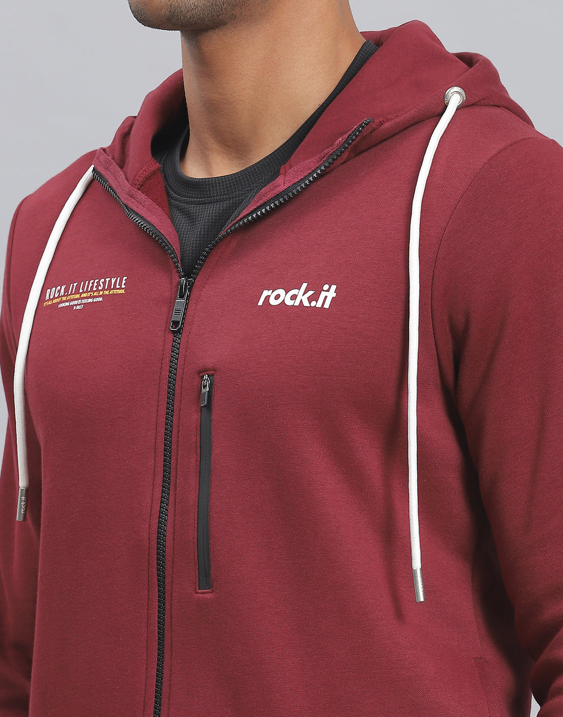 Rock.it Men Maroon Solid Hooded Full Sleeve Tracksuit