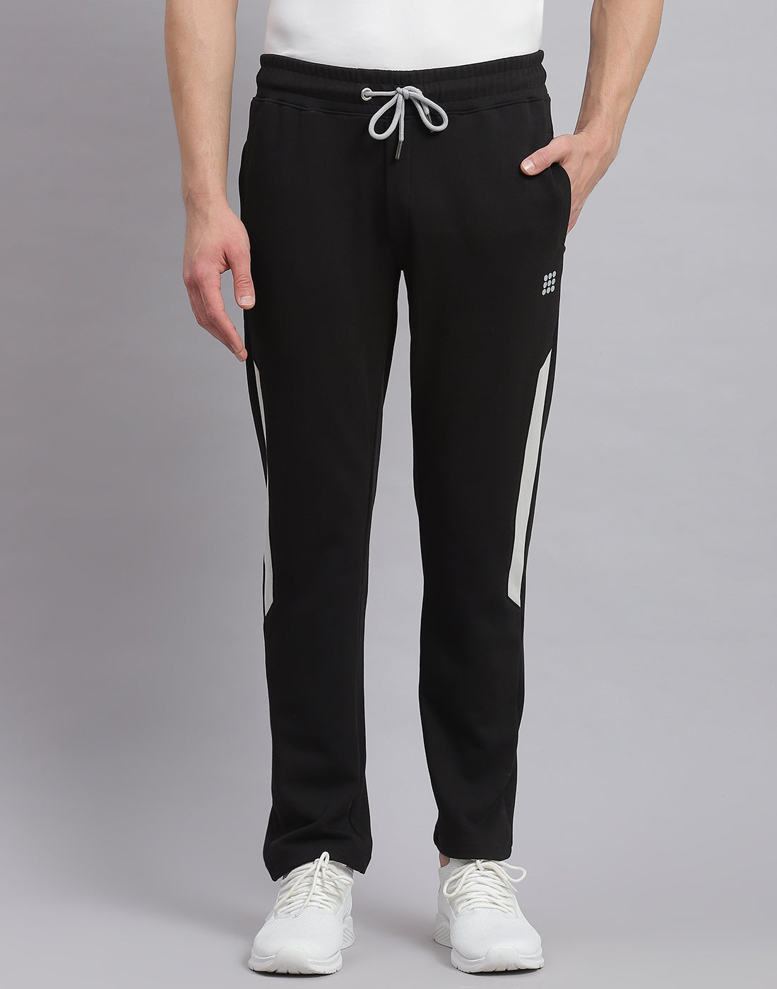 Rock.it Men Black Solid Stand Collar Full Sleeve Tracksuit