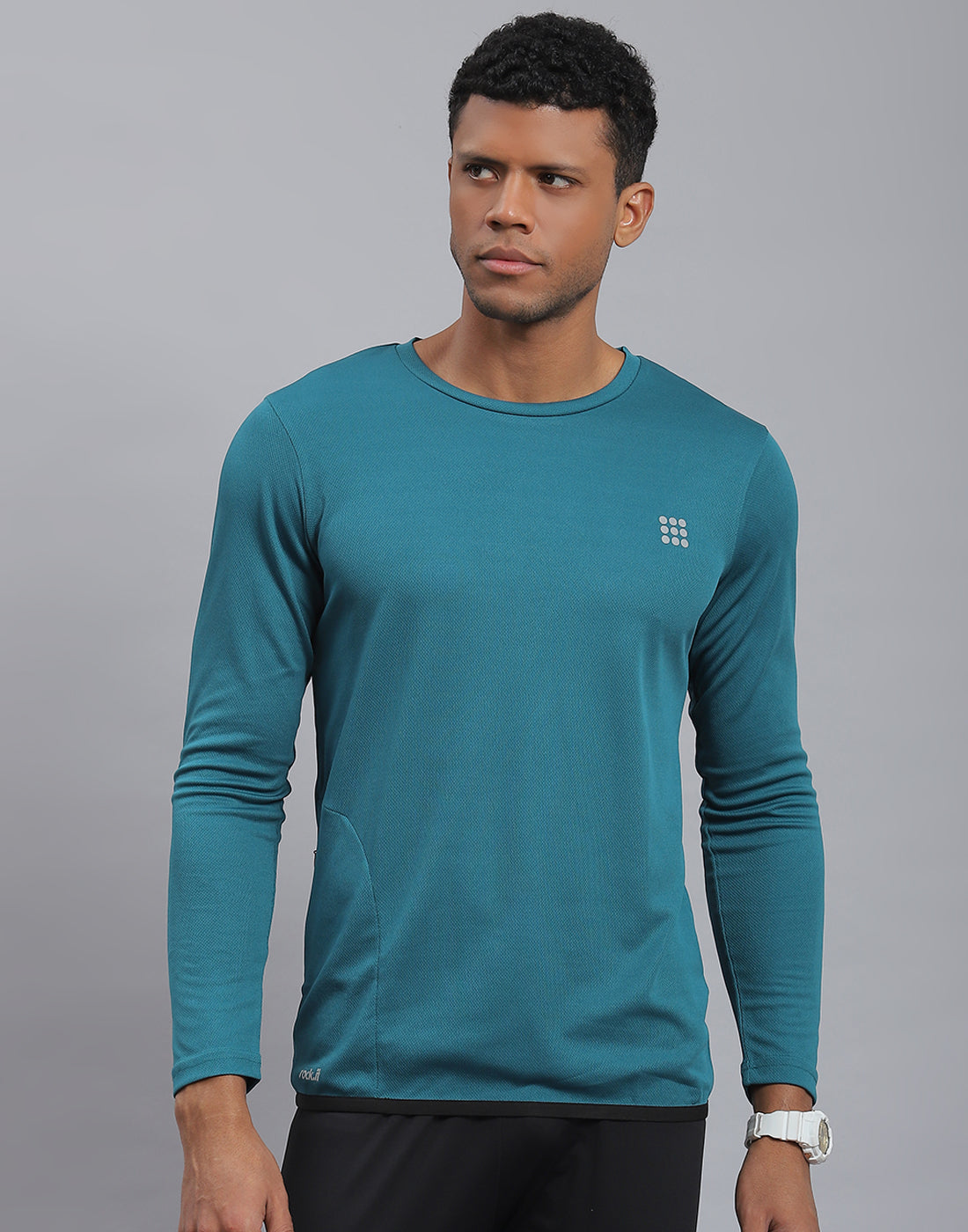 Rock.it Men Teal Blue Solid Round Neck Full Sleeve Active T-Shirt