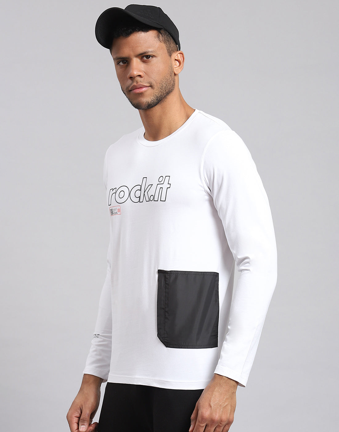 Rock.it Men White Printed Round Neck Full Sleeve Active T-Shirt