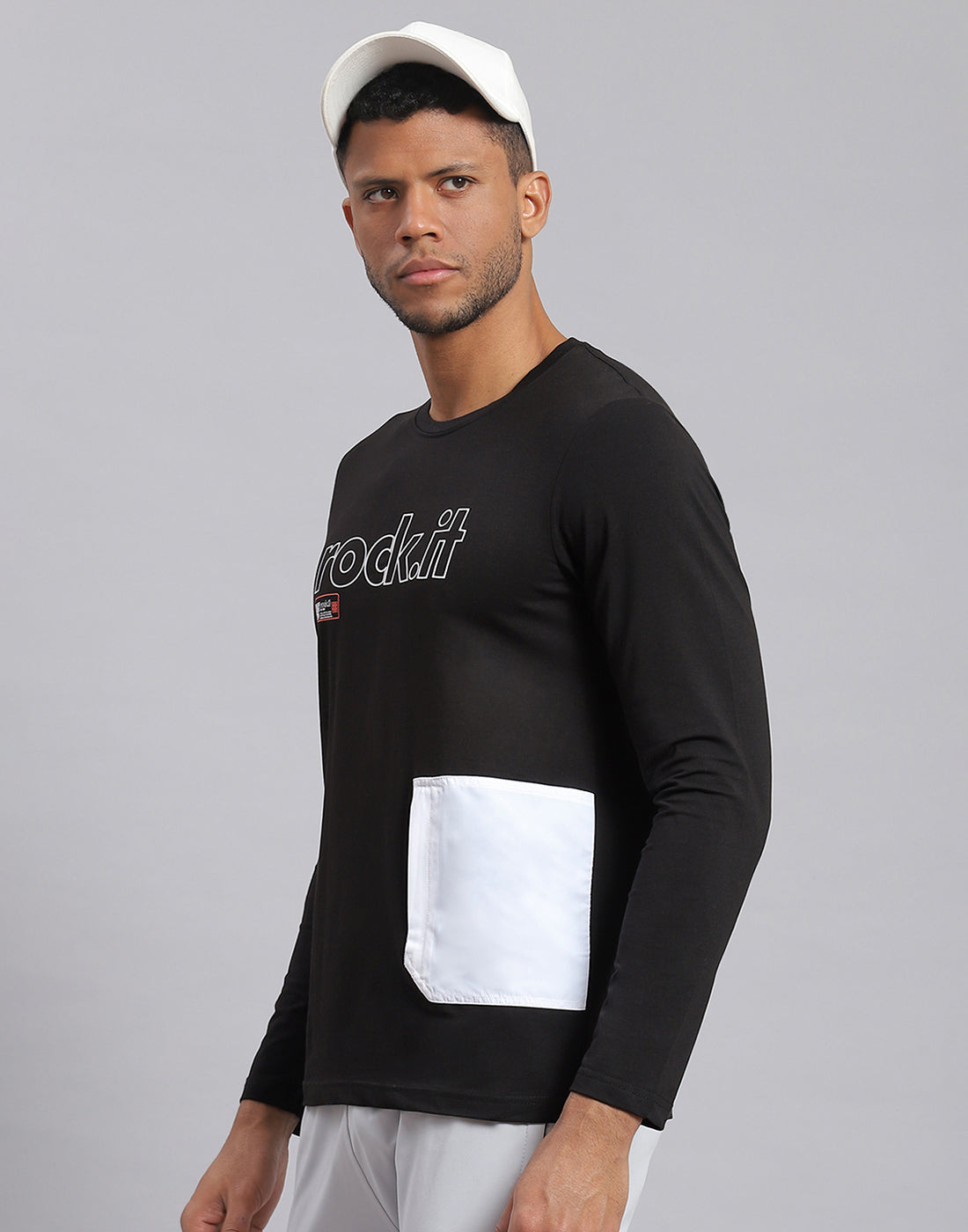Men Black Printed Round Neck Full Sleeve Active T-Shirt