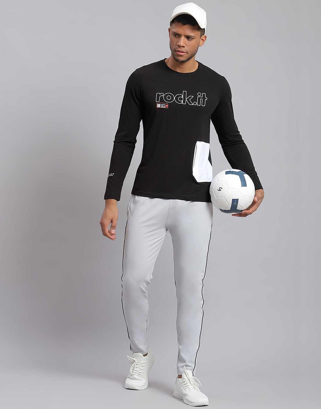 Rock.it Men Black Printed Round Neck Full Sleeve Active T-Shirt