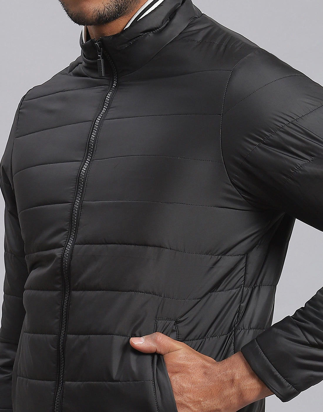 Men Black Solid Stand Collar Full Sleeve Jacket