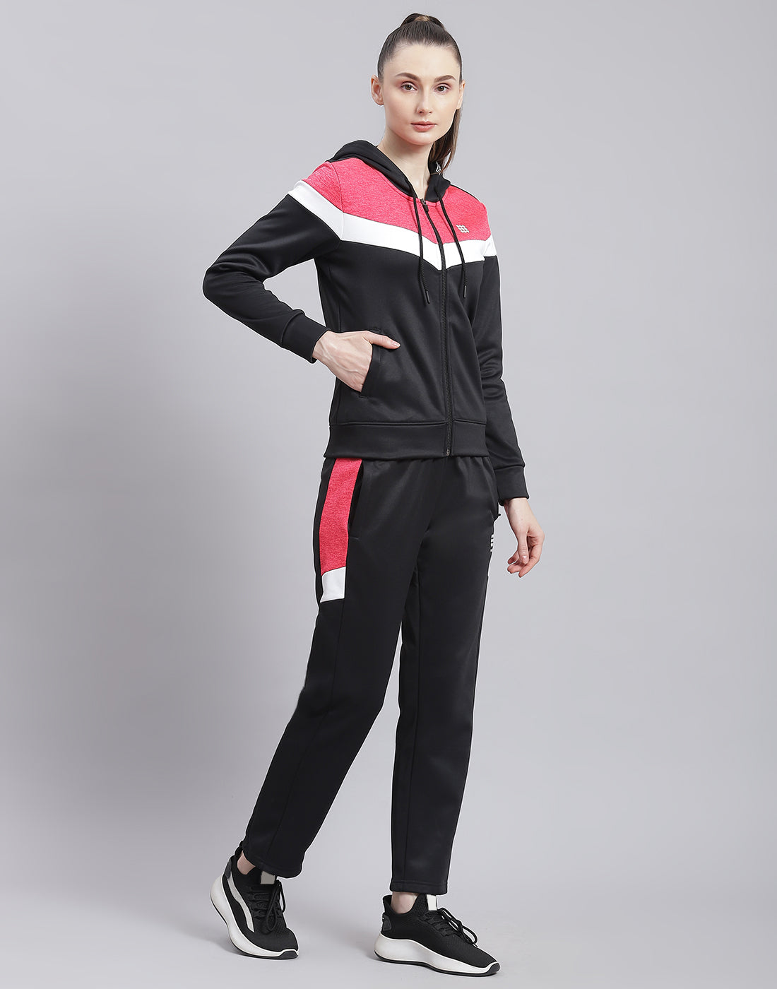 Rock.it Women Black Solid Hooded Full Sleeve Tracksuit
