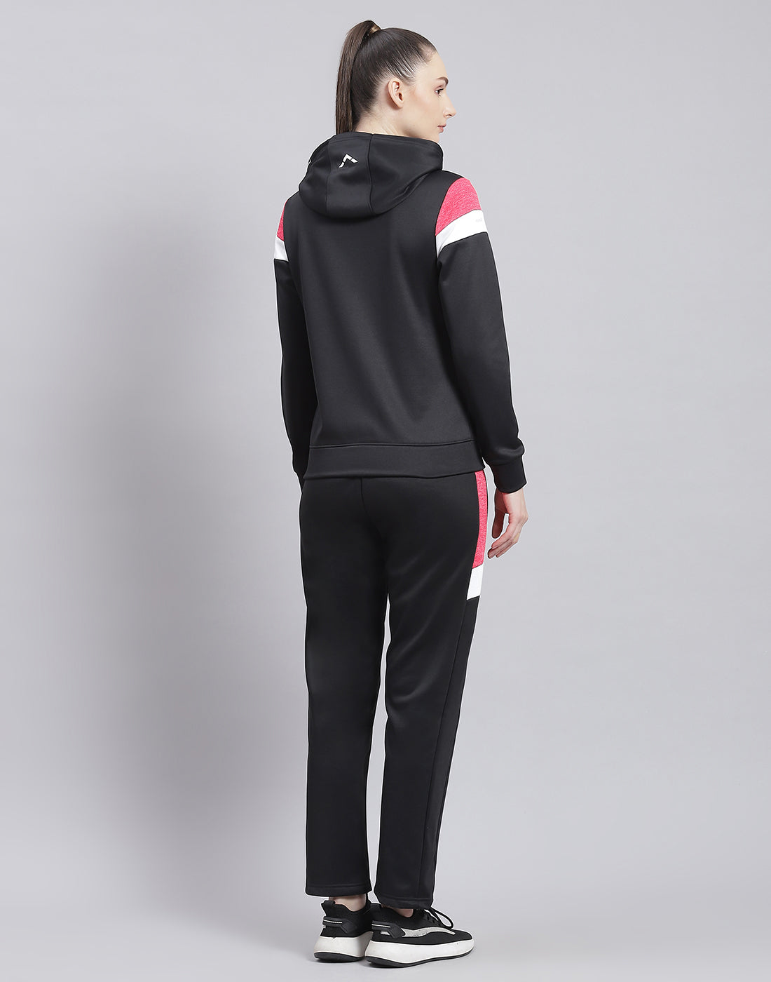 Rock.it Women Black Solid Hooded Full Sleeve Tracksuit