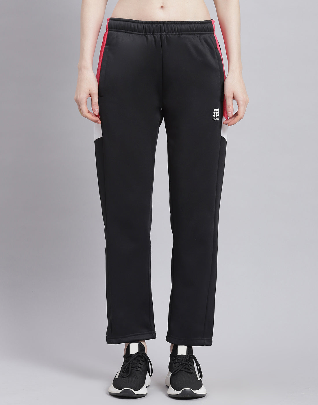 Rock.it Women Black Solid Hooded Full Sleeve Tracksuit