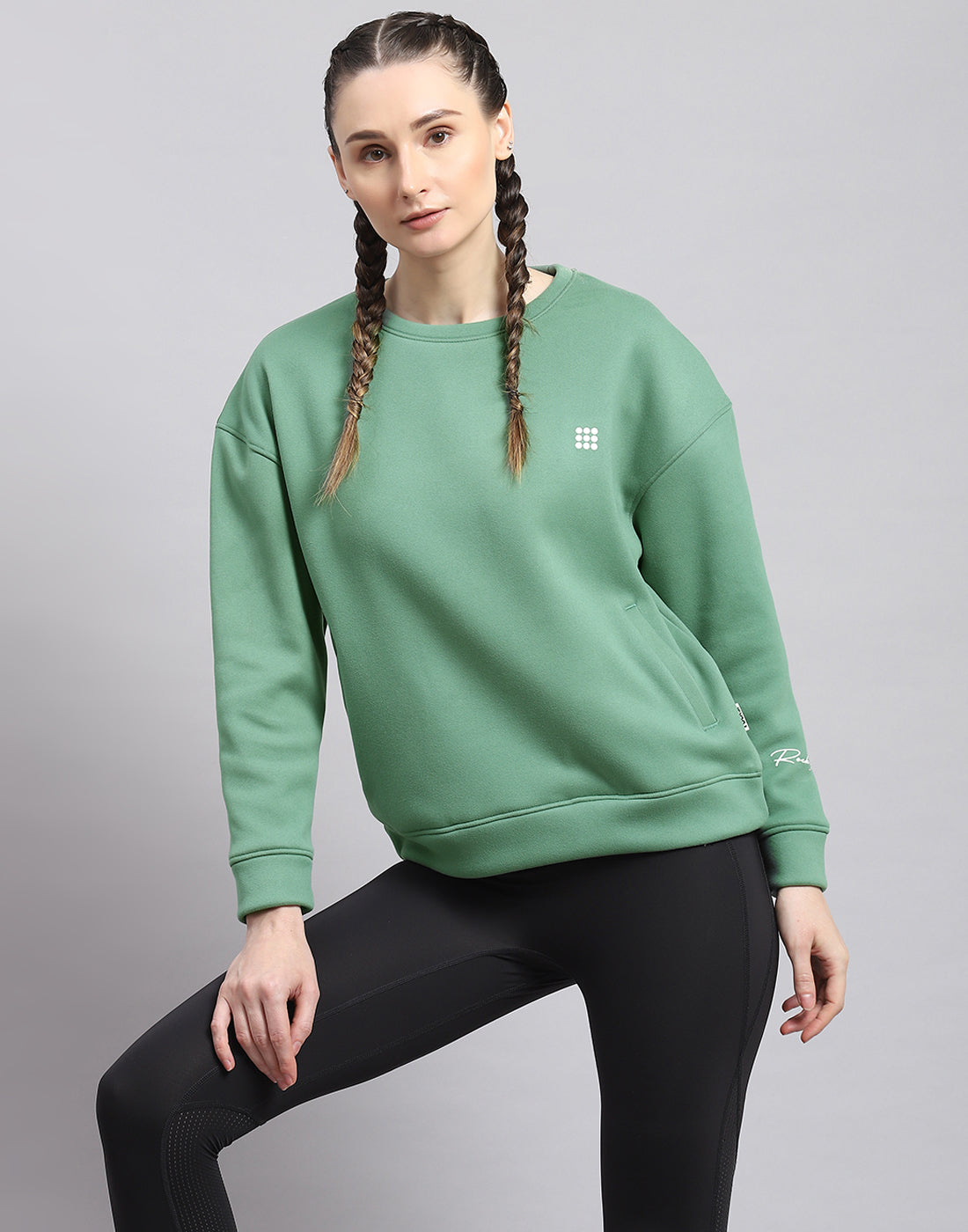 Rock.it Women Green Solid Round Neck Full Sleeve Sweatshirt