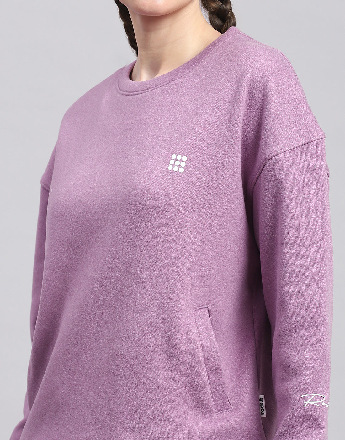 Women Purple Solid Round Neck Full Sleeve Sweatshirt