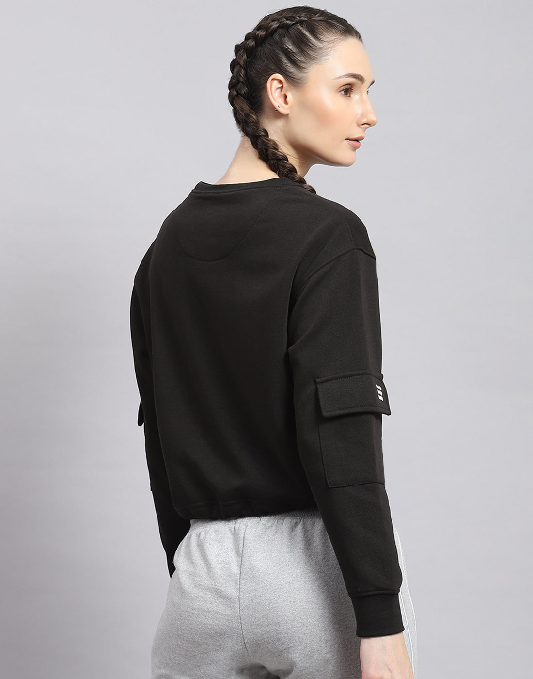 Rock.it Women Black Solid Round Neck Full Sleeve Sweatshirt