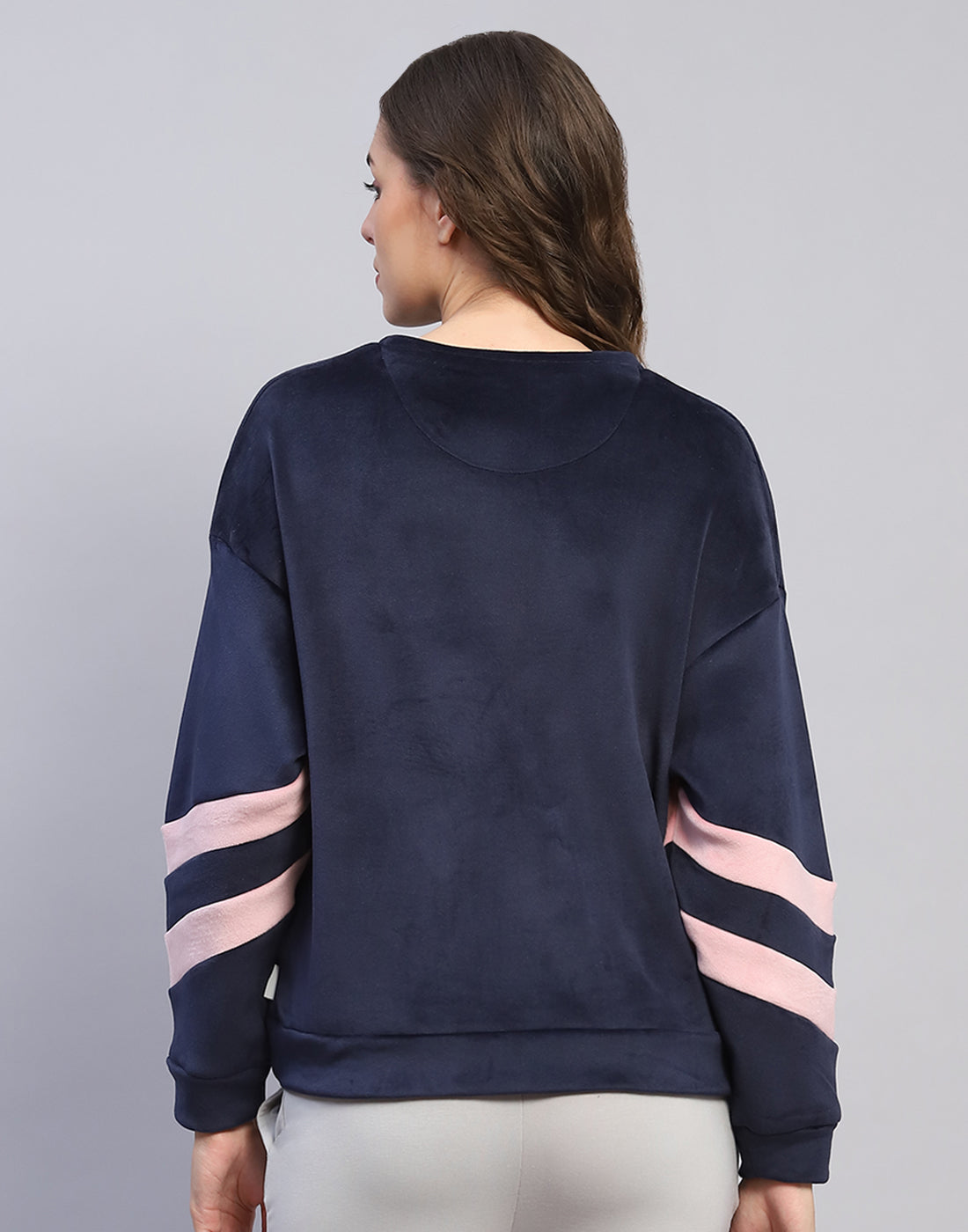 Rock.it Women Navy Blue Solid Round Neck Full Sleeve Sweatshirt