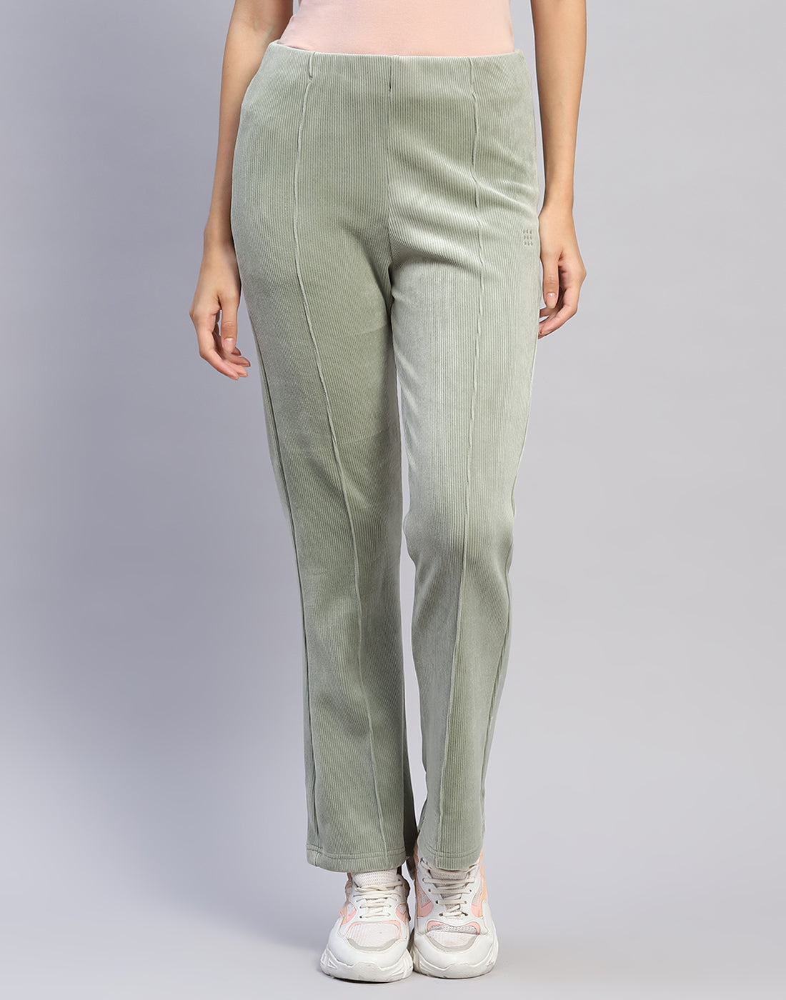 Rock.it Women Green Solid Regular Fit Winter Lower