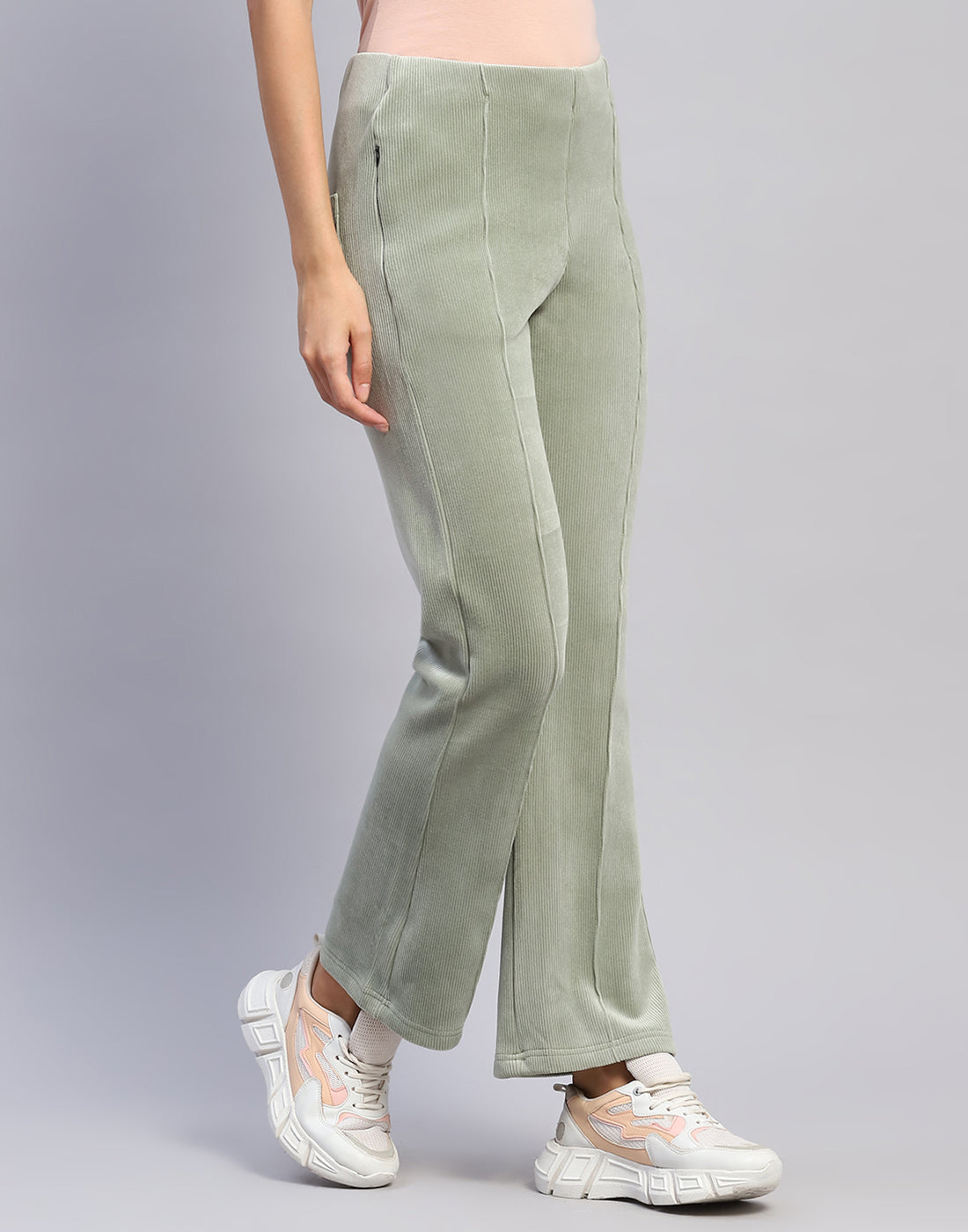 Rock.it Women Green Solid Regular Fit Winter Lower