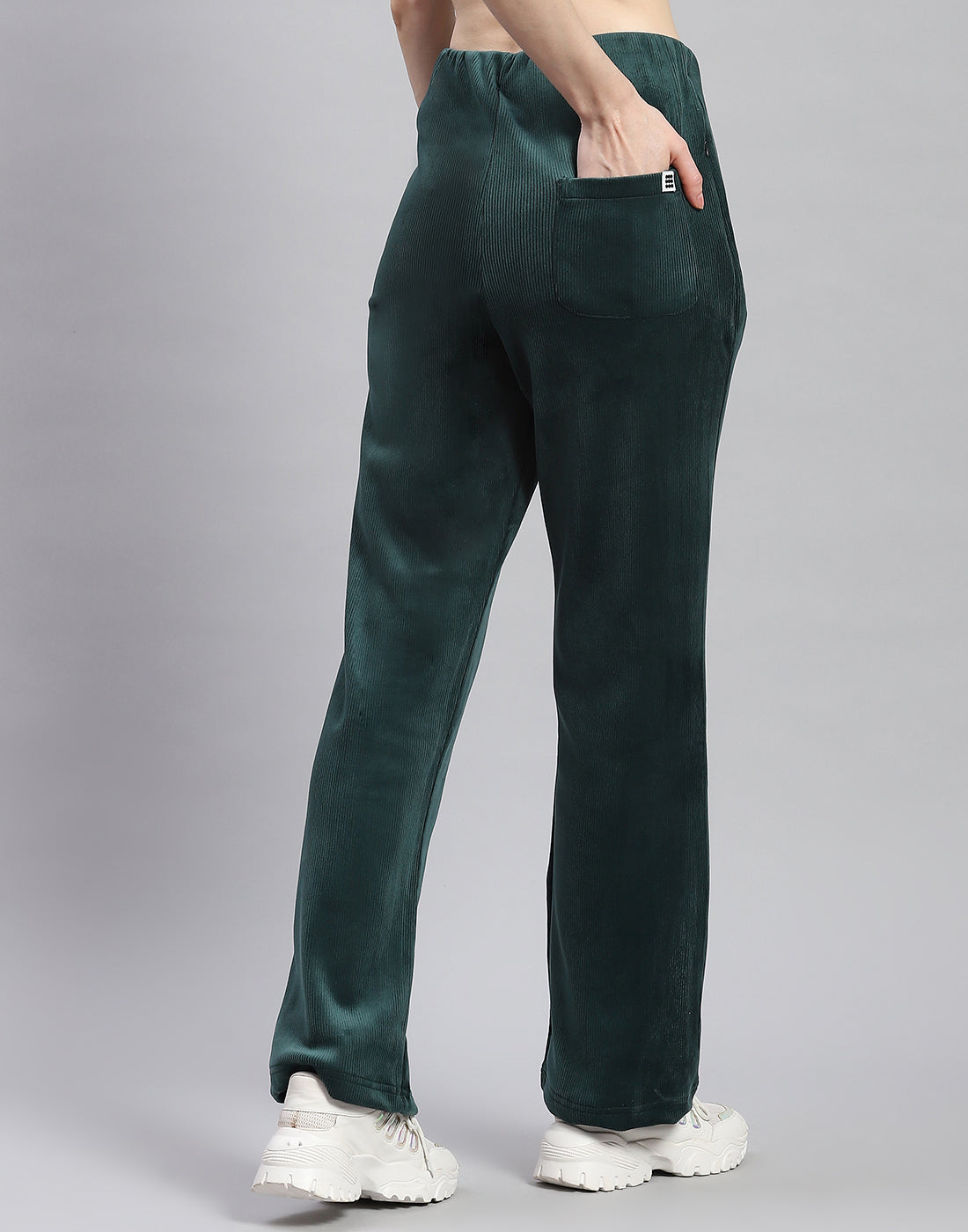 Rock.it Women Green Solid Regular Fit Winter Lower