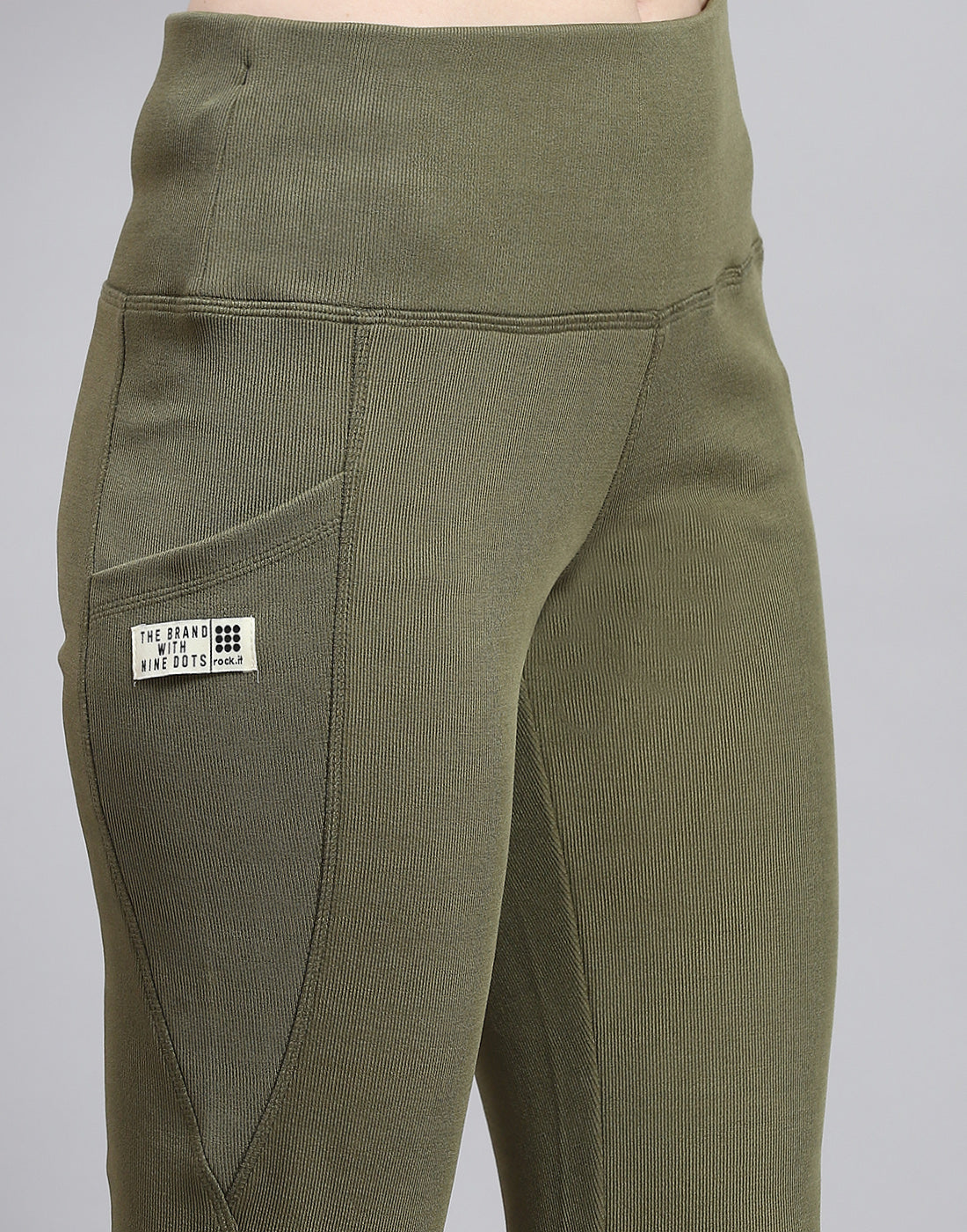 Rock.it Women Green Solid Regular Fit Legging