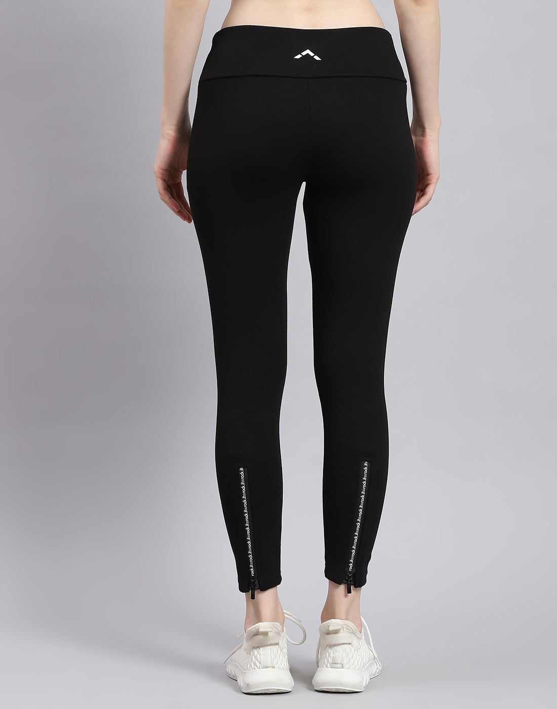 Rock.it Women Black Solid Regular Fit Legging