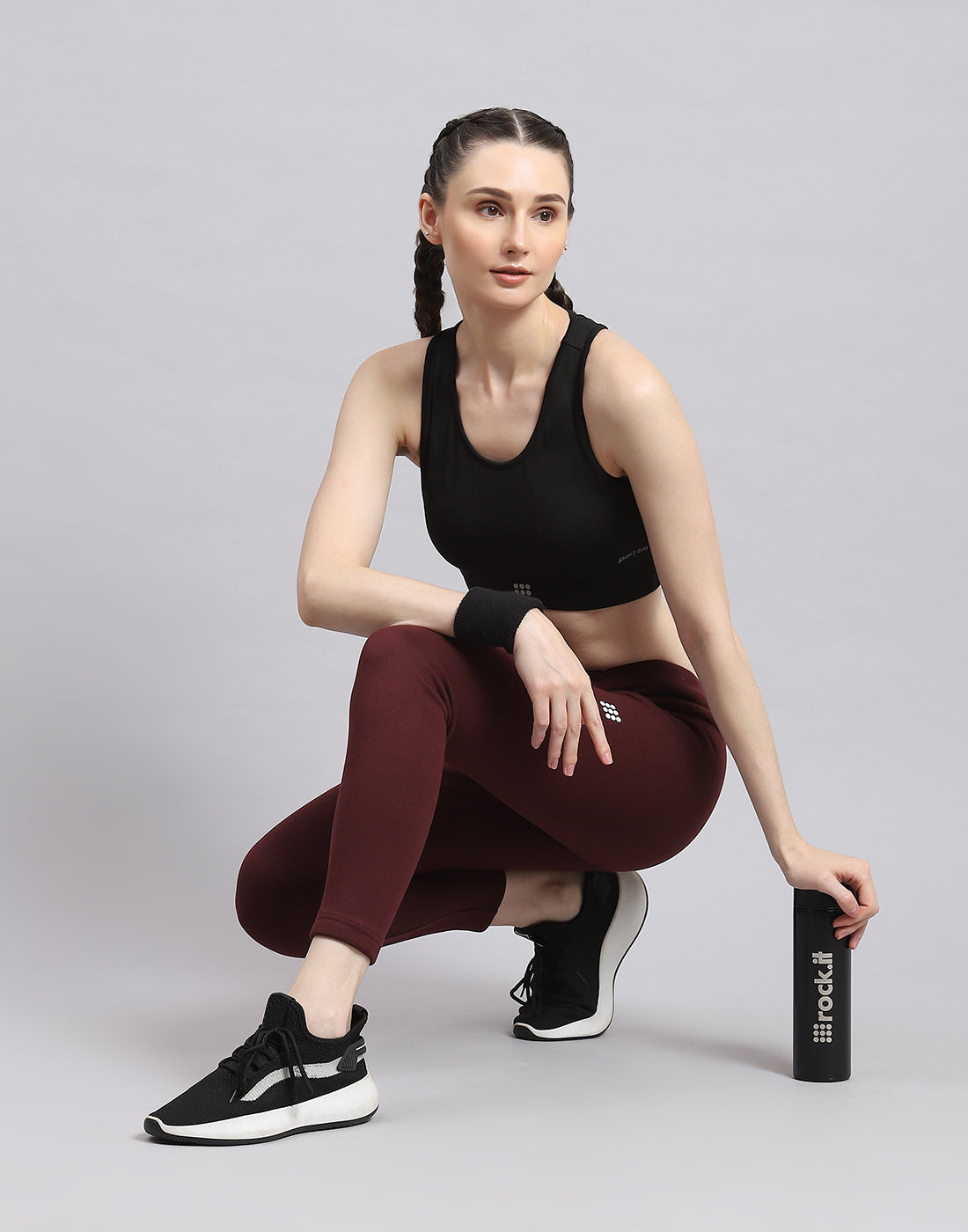 Rock.it Women Black Solid Sports Bra