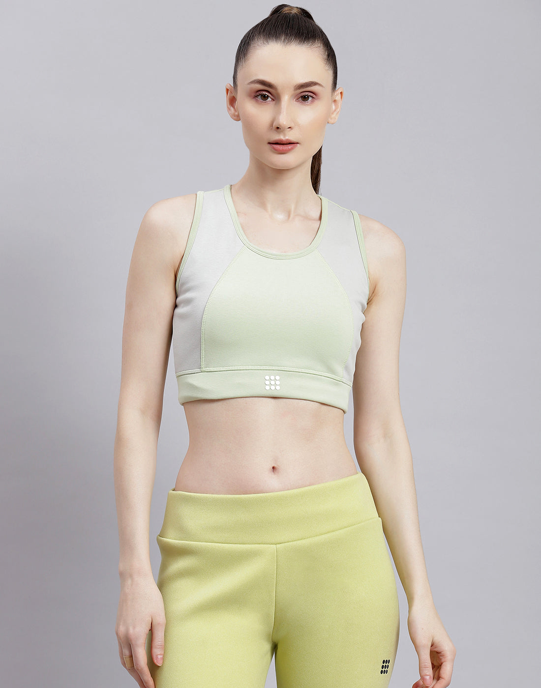 Rock.it Women Green Solid Sports Bra