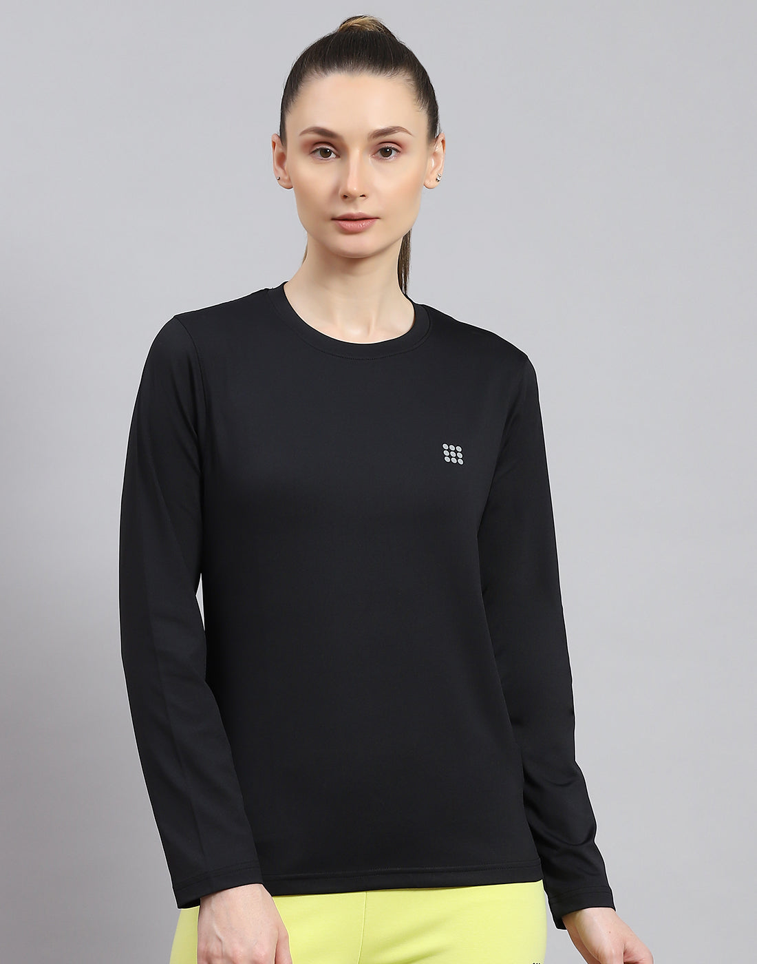 Rock.it Women Black Solid Round Neck Full Sleeve Top