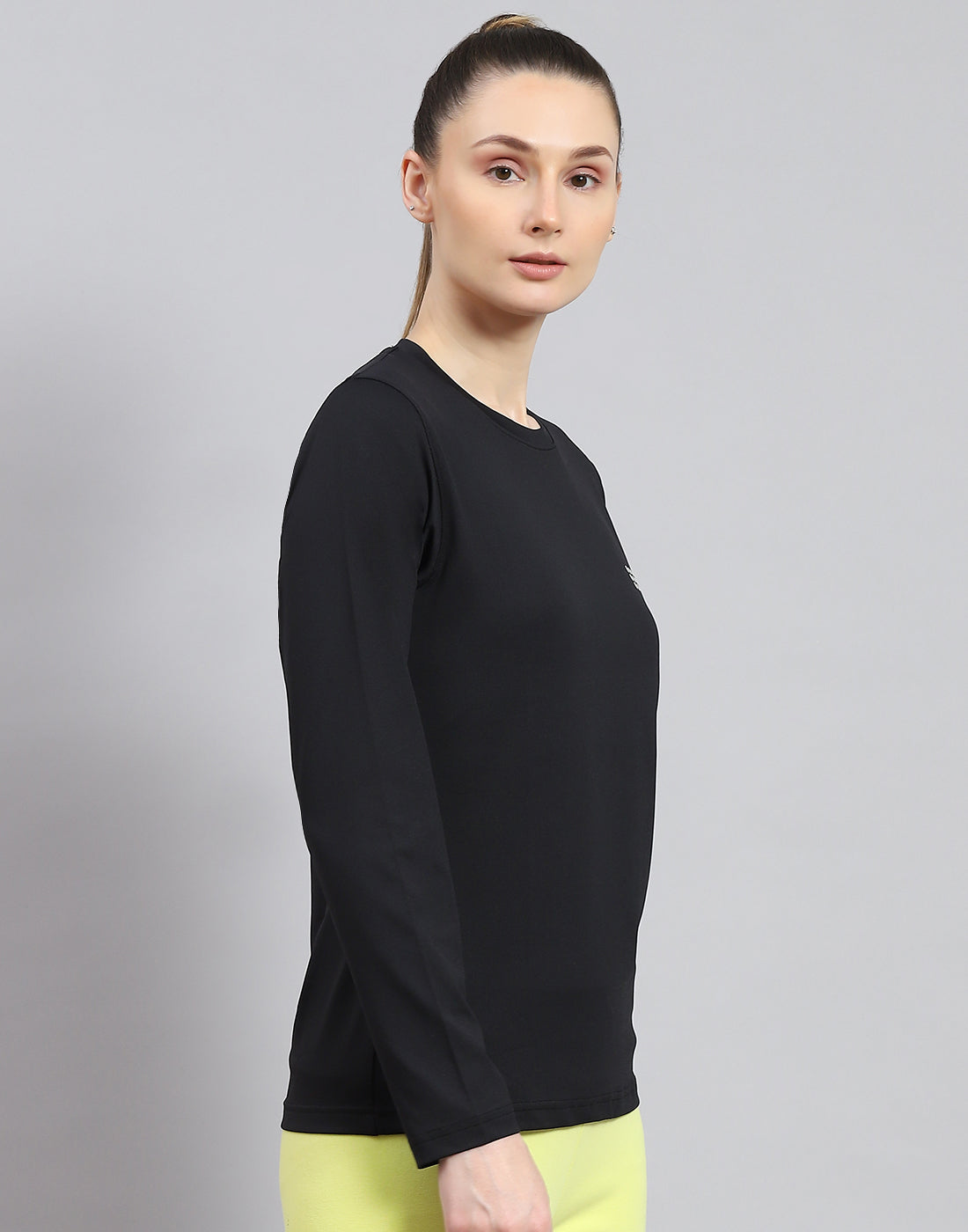 Rock.it Women Black Solid Round Neck Full Sleeve Top