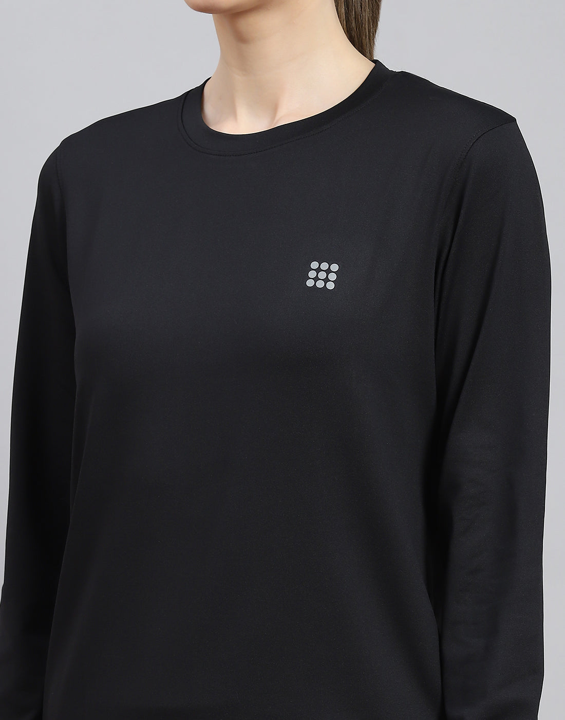 Rock.it Women Black Solid Round Neck Full Sleeve Top