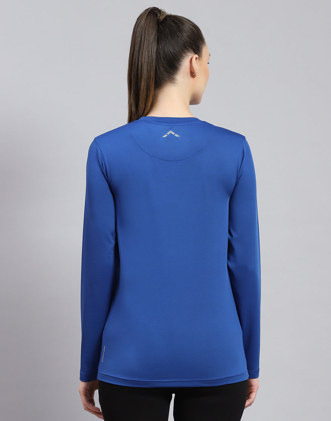 Rock.it Women Blue Solid Round Neck Full Sleeve Top