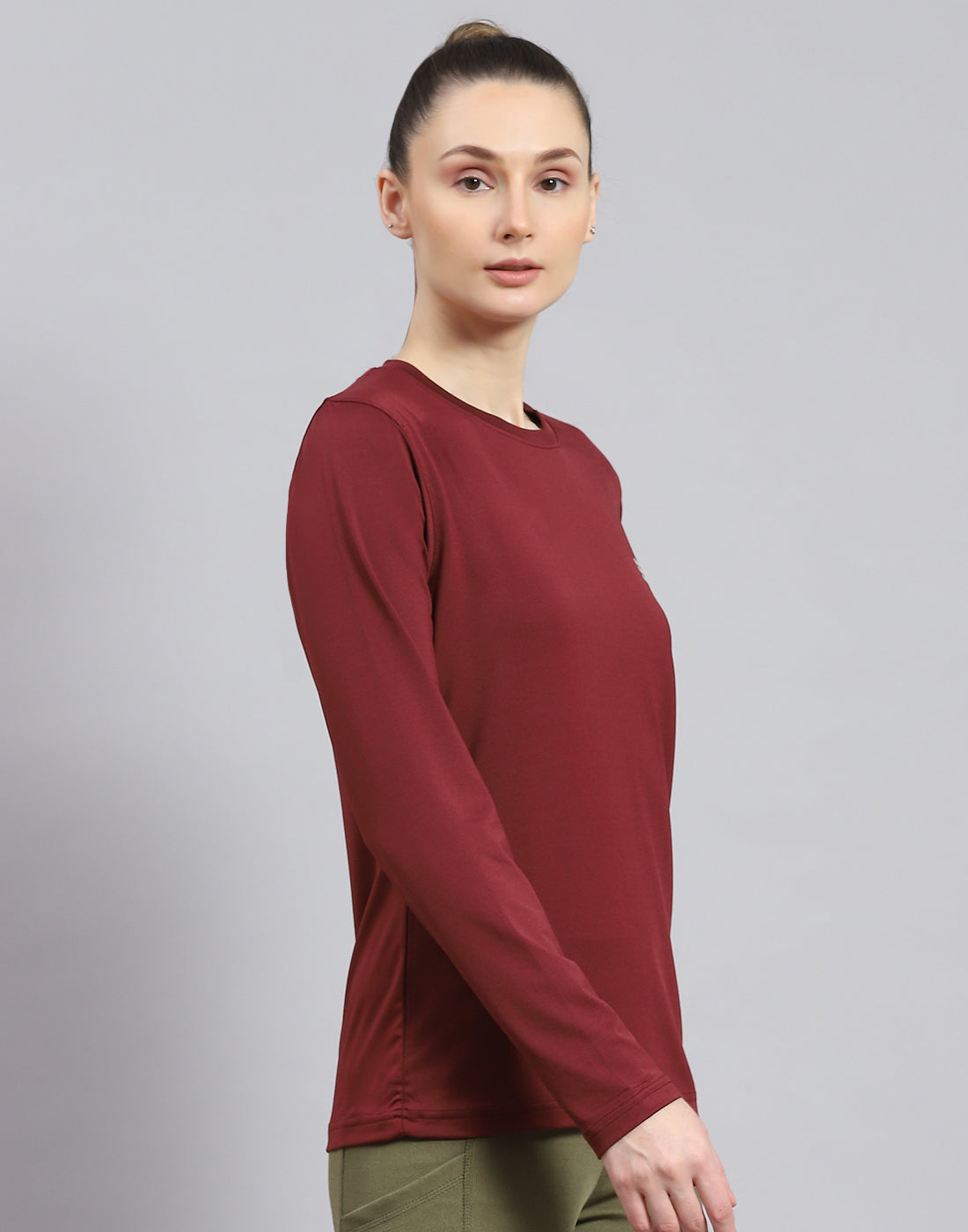 Rock.it Women Maroon Solid Round Neck Full Sleeve Top