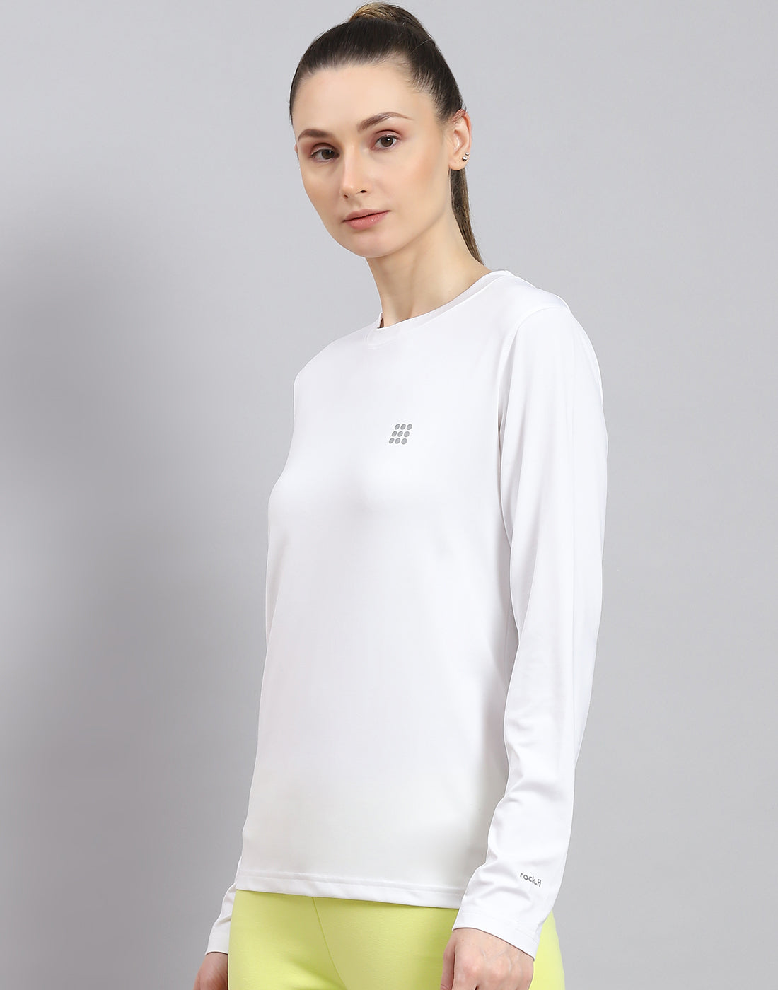 Rock.it Women White Solid Round Neck Full Sleeve Top