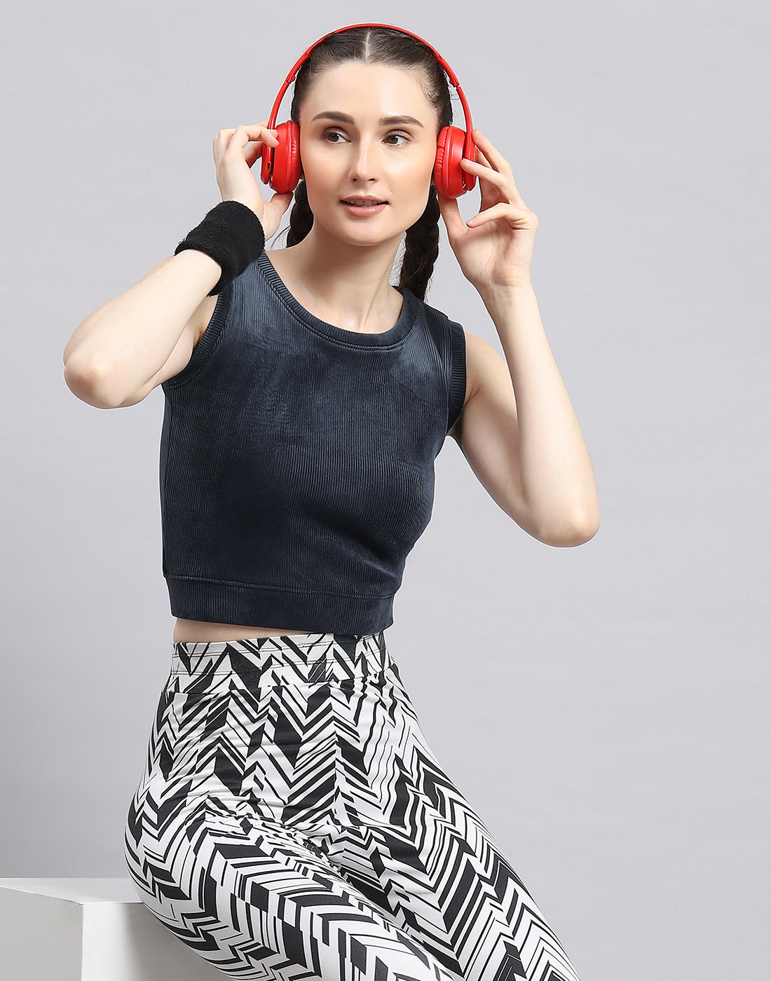 Rock.it Women Navy Blue Solid Round Neck Sleeveless Top