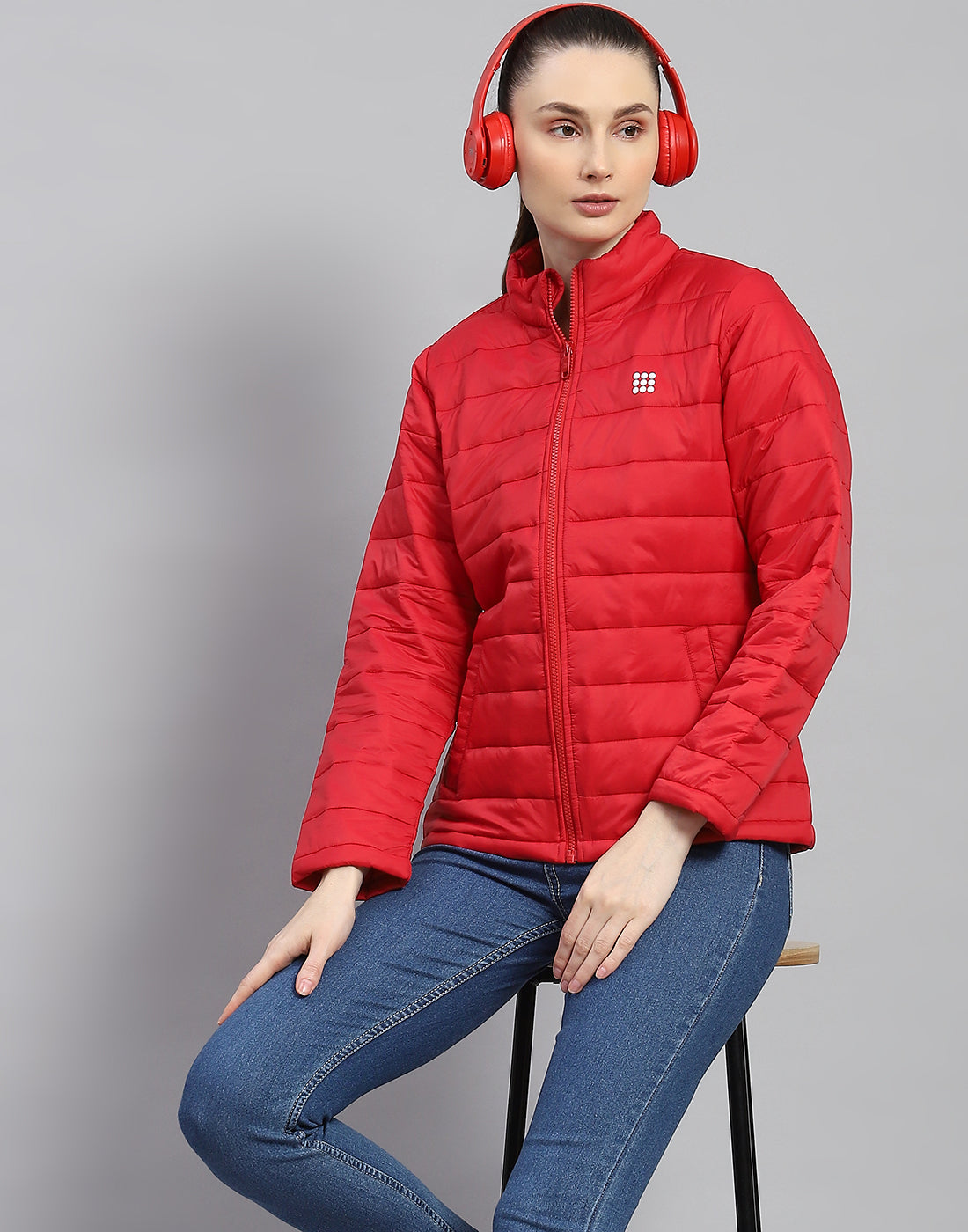 Women Red Solid Stand Collar Full Sleeve Jacket
