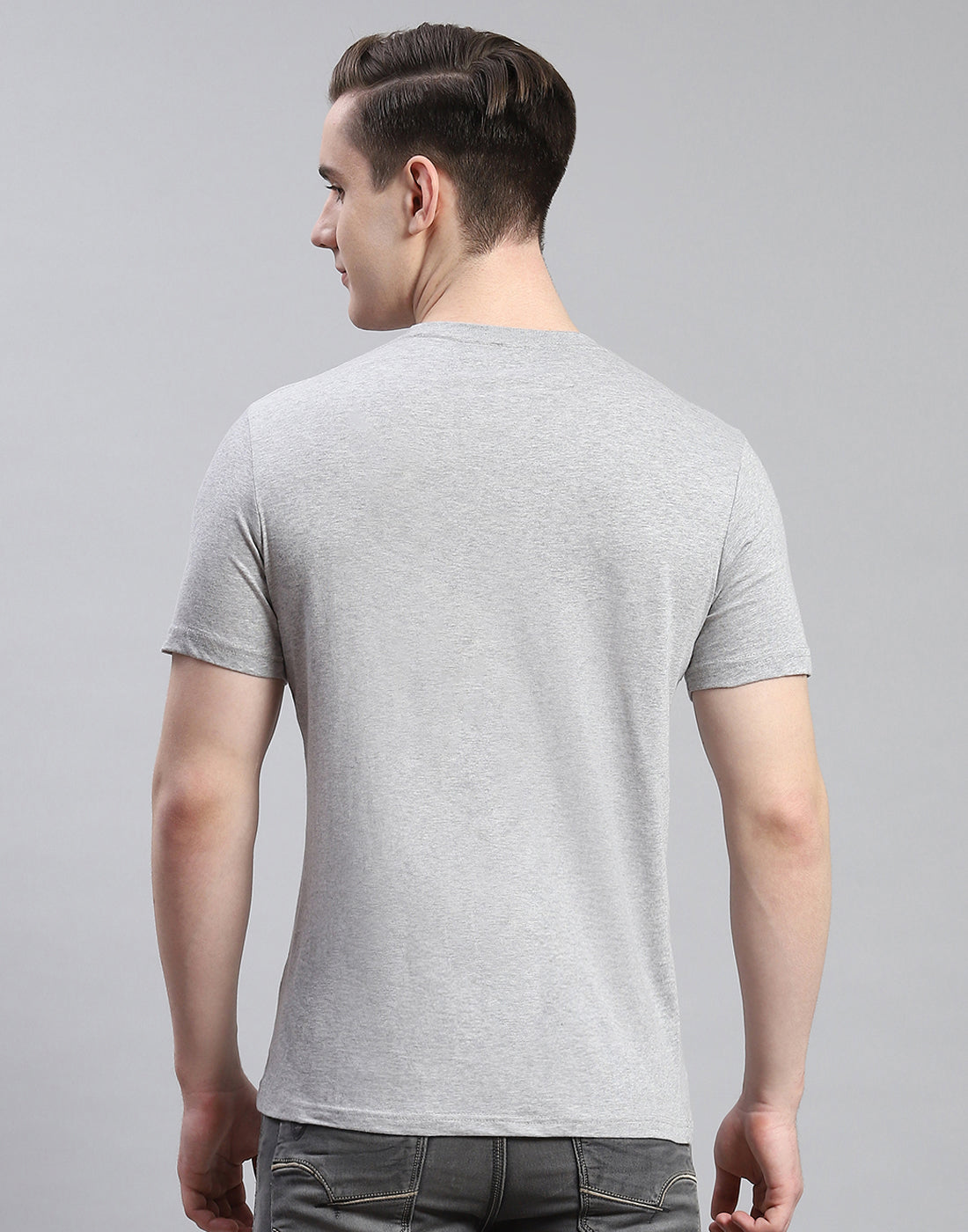 Men Multicolor Solid Round Neck Half Sleeve T-Shirt