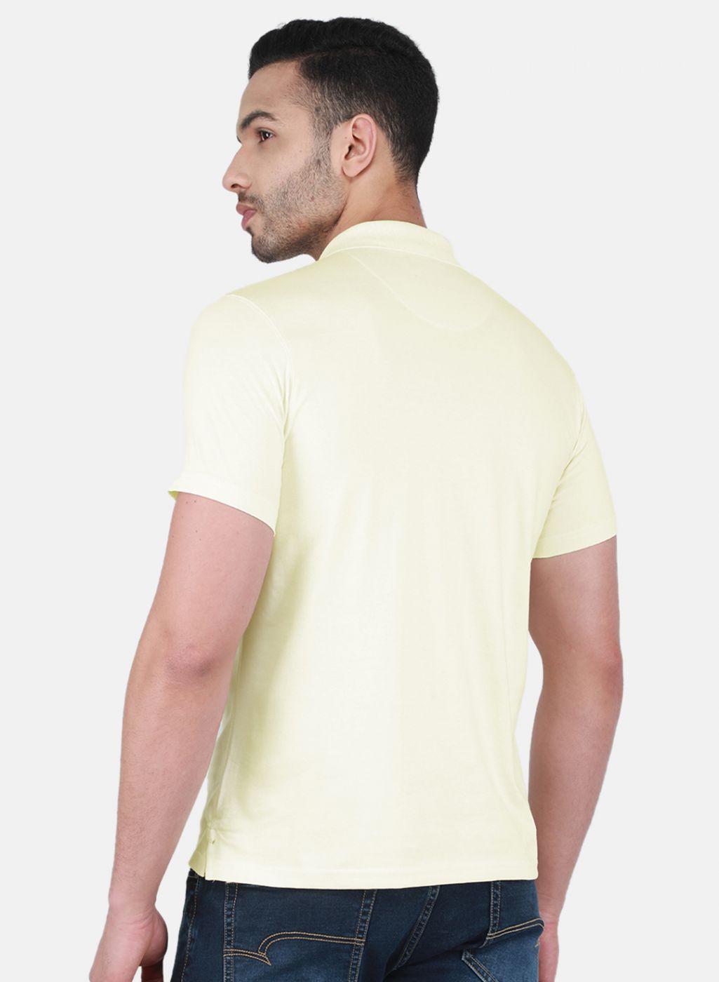 Men Yellow Solid T-Shirt