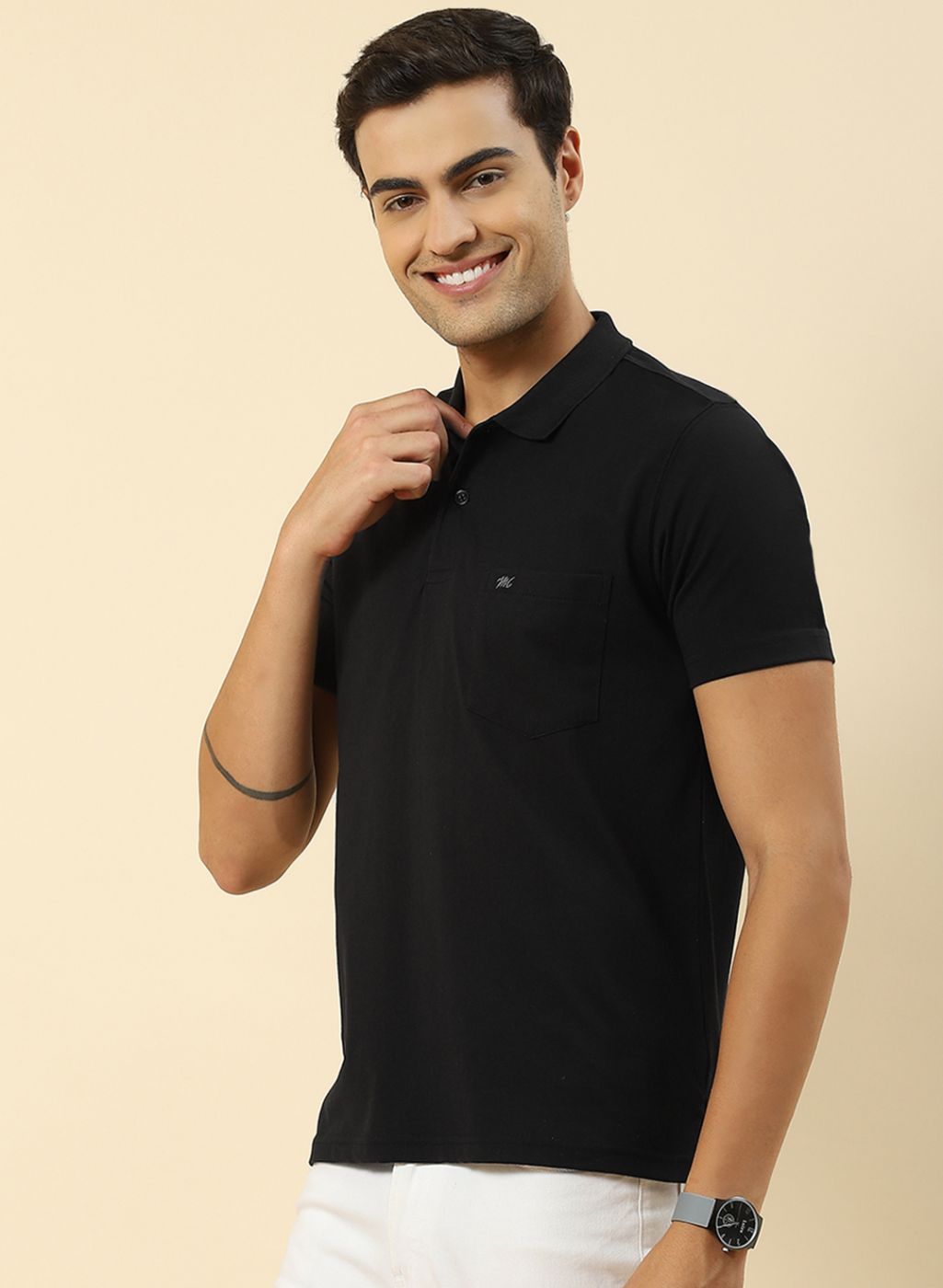 Men Black Solid T-Shirt