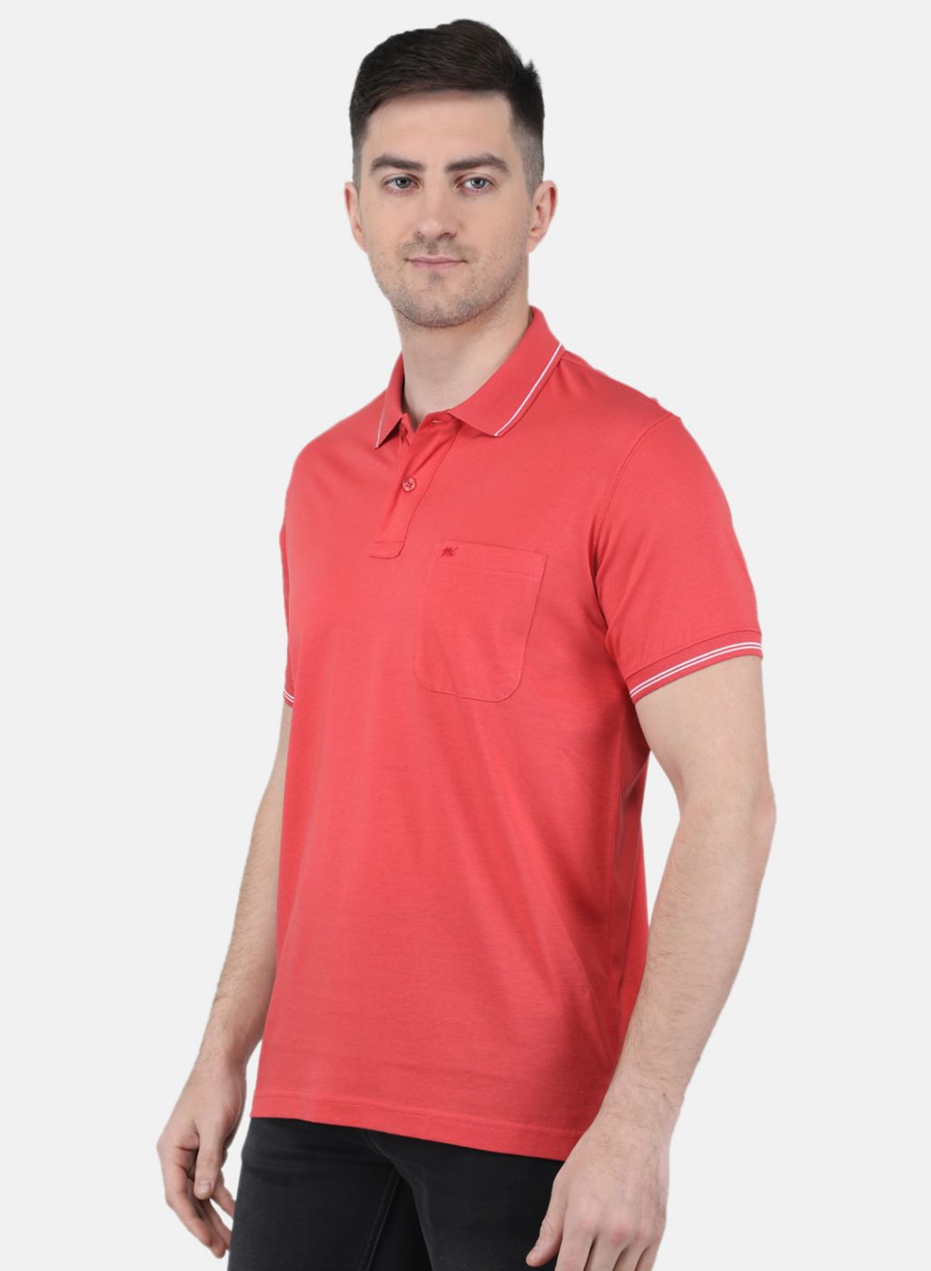 Men Red Solid T-Shirt